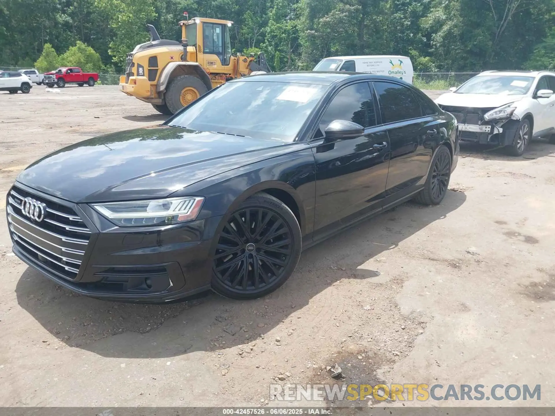 2 Photograph of a damaged car WAU8DAF80KN005065 AUDI A8 L 2019