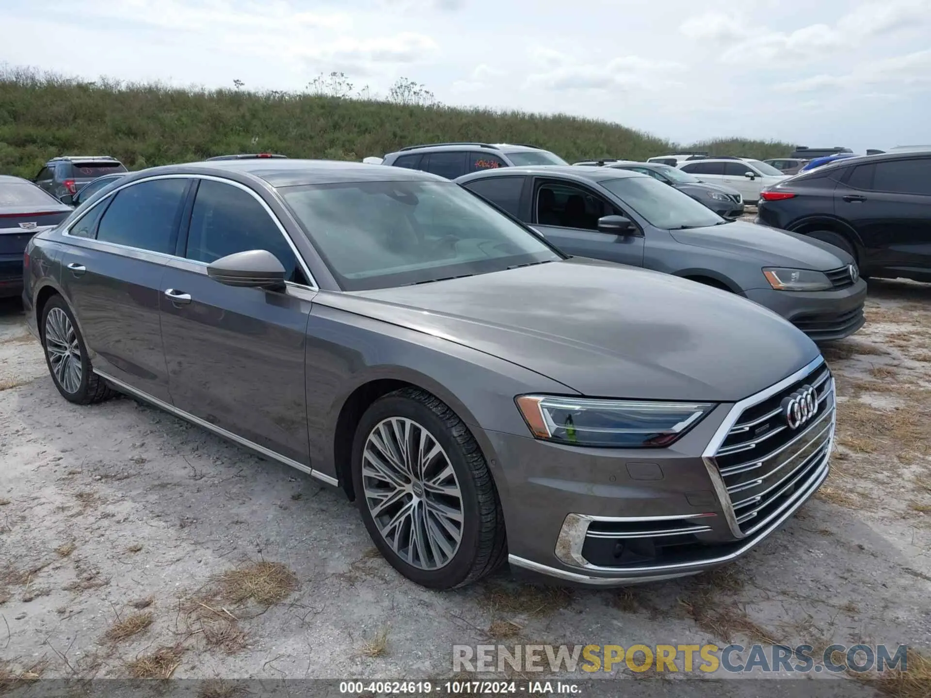 1 Photograph of a damaged car WAU8DAF81KN017175 AUDI A8 L 2019