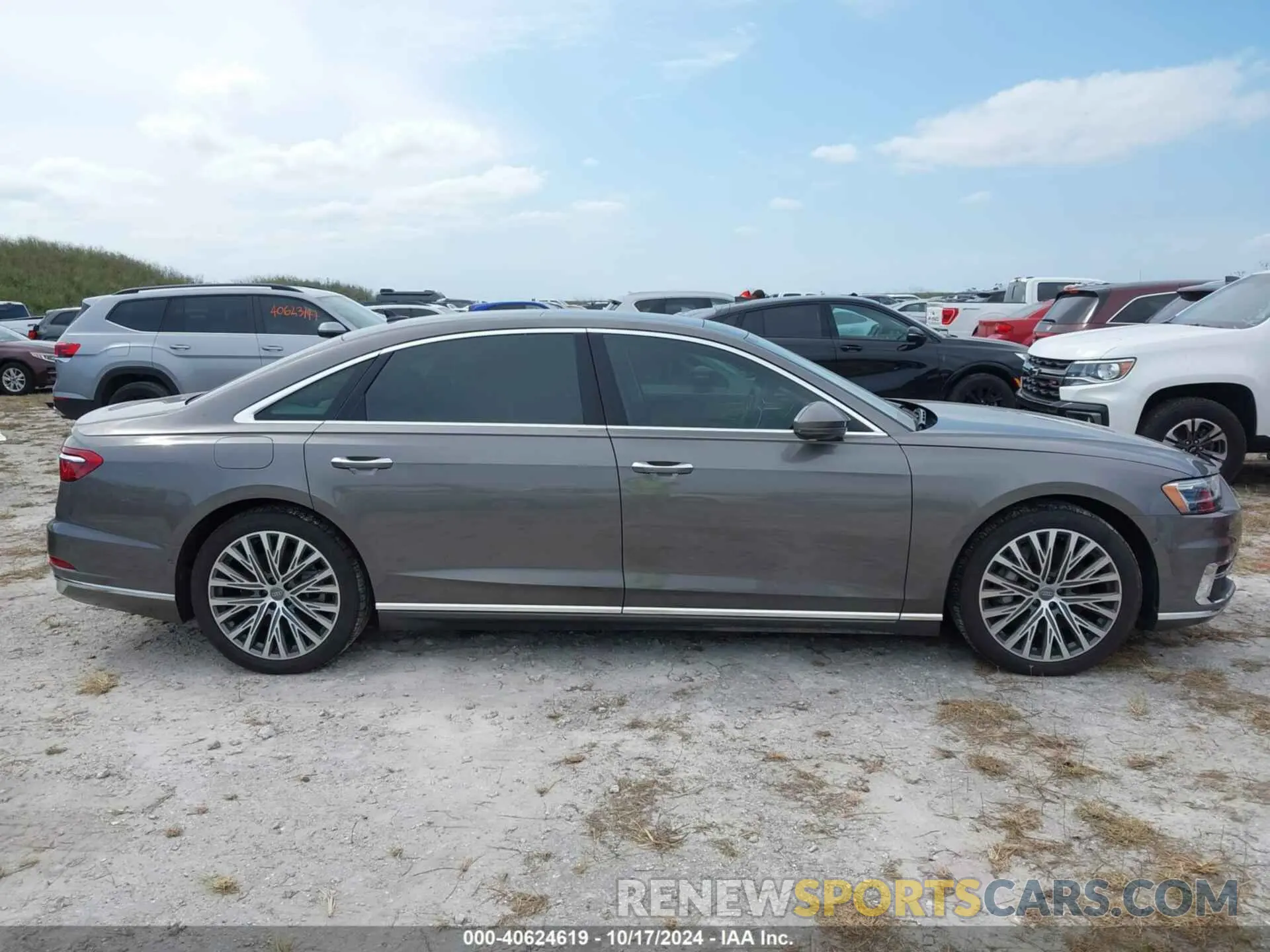 13 Photograph of a damaged car WAU8DAF81KN017175 AUDI A8 L 2019