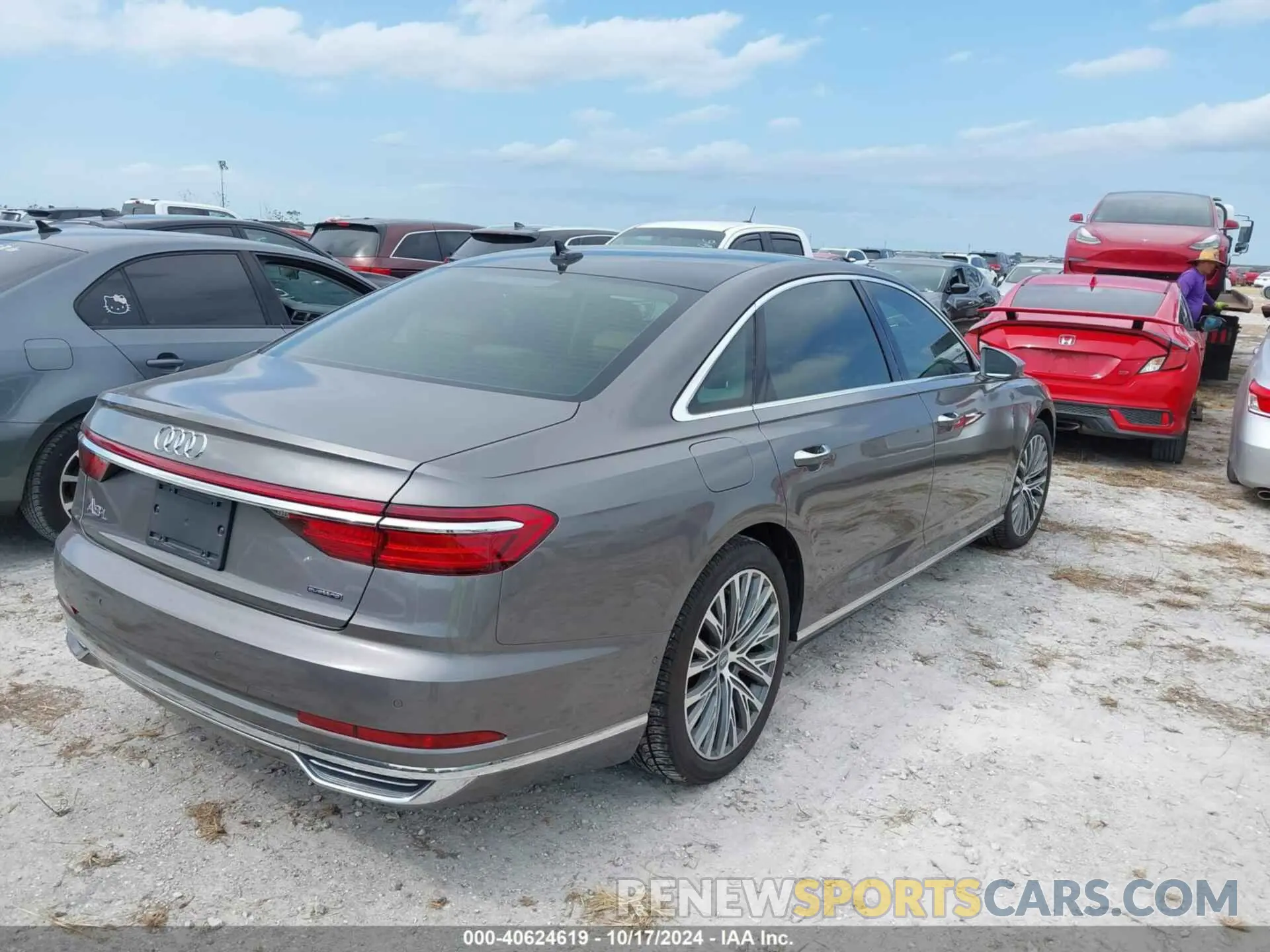 4 Photograph of a damaged car WAU8DAF81KN017175 AUDI A8 L 2019