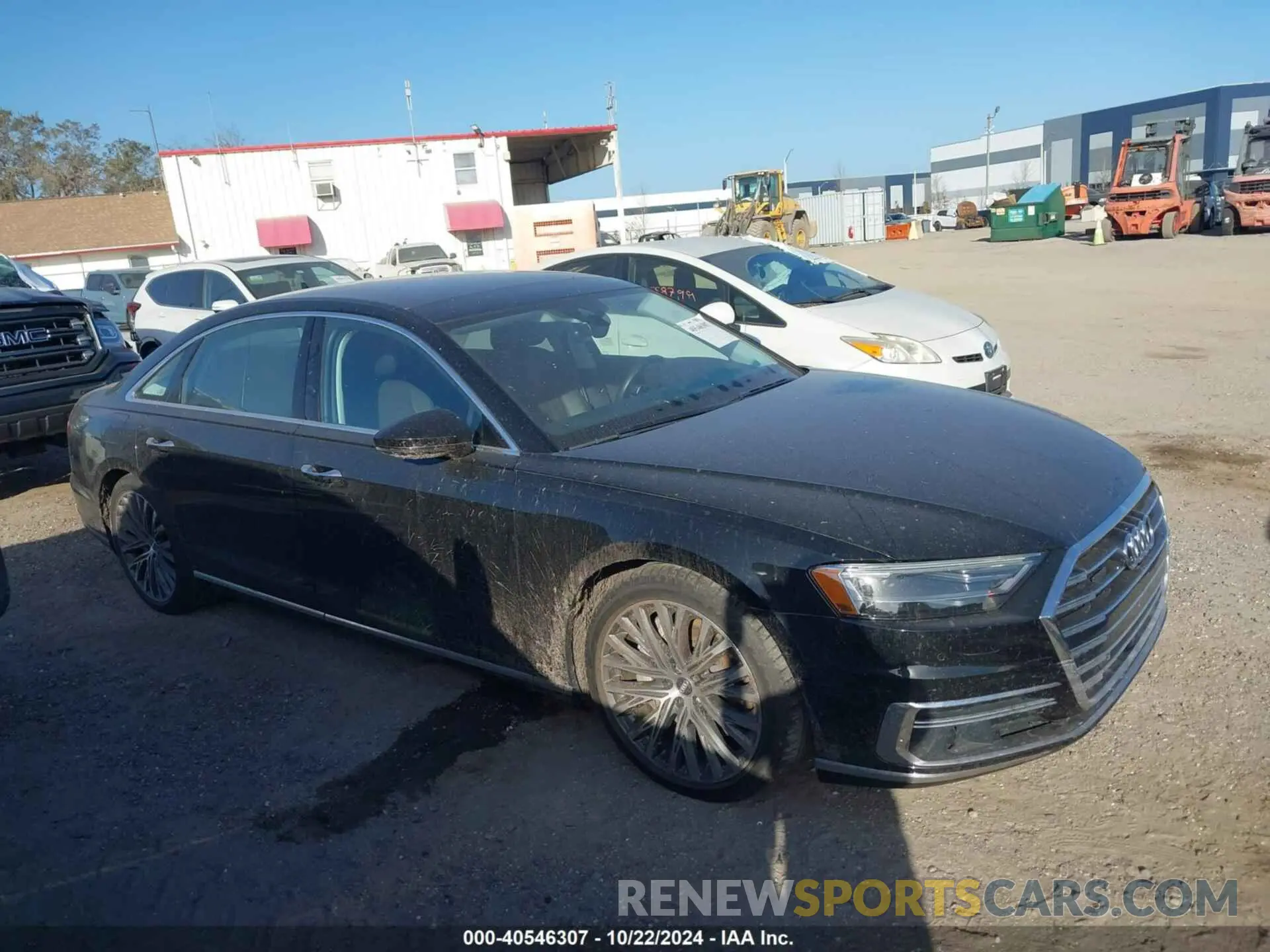 13 Photograph of a damaged car WAU8DAF81KN018259 AUDI A8 L 2019