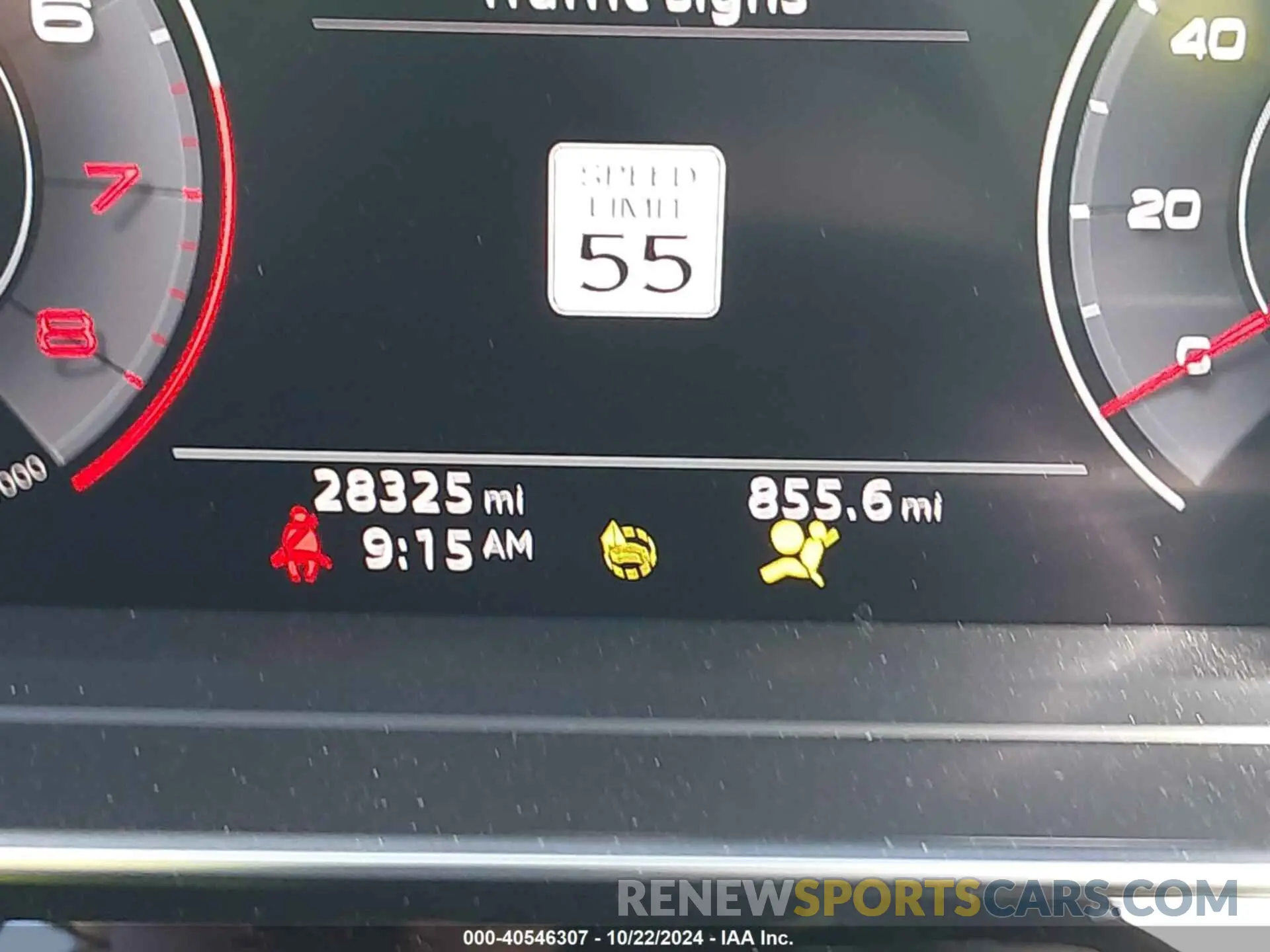 15 Photograph of a damaged car WAU8DAF81KN018259 AUDI A8 L 2019