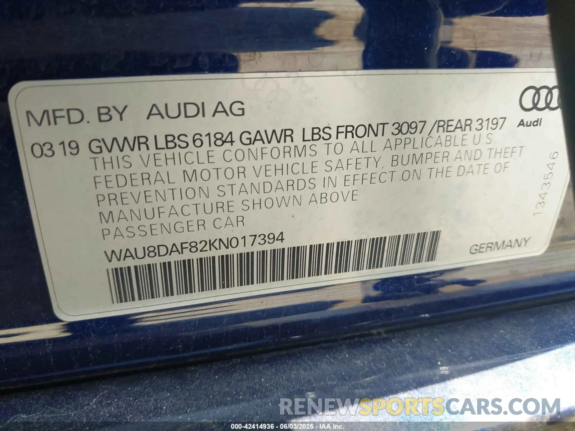 9 Photograph of a damaged car WAU8DAF82KN017394 AUDI A8 L 2019
