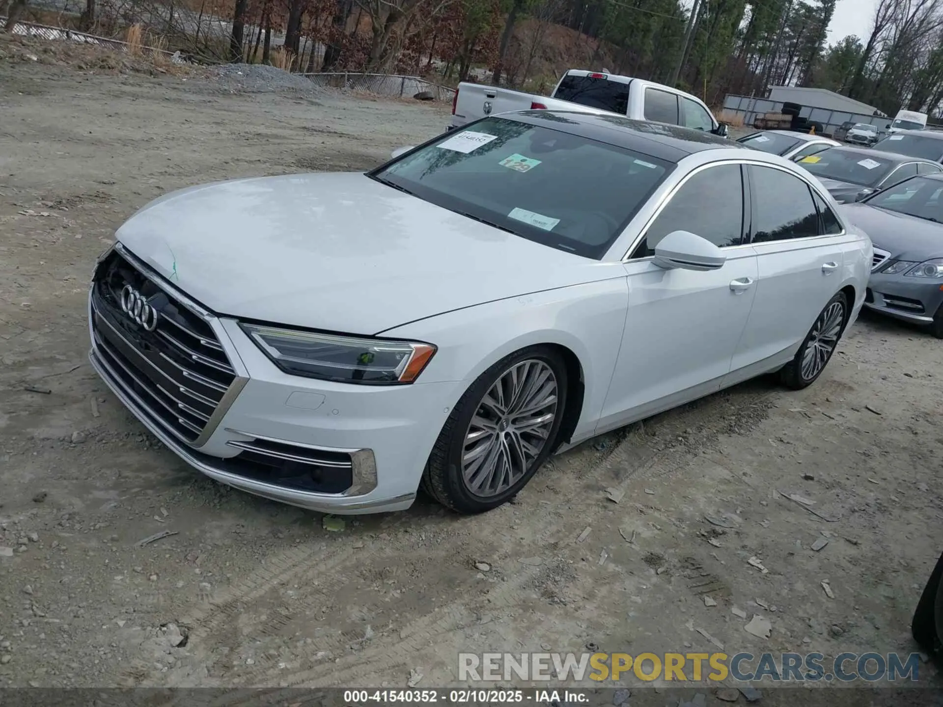 2 Photograph of a damaged car WAU8DAF83KN007358 AUDI A8 L 2019