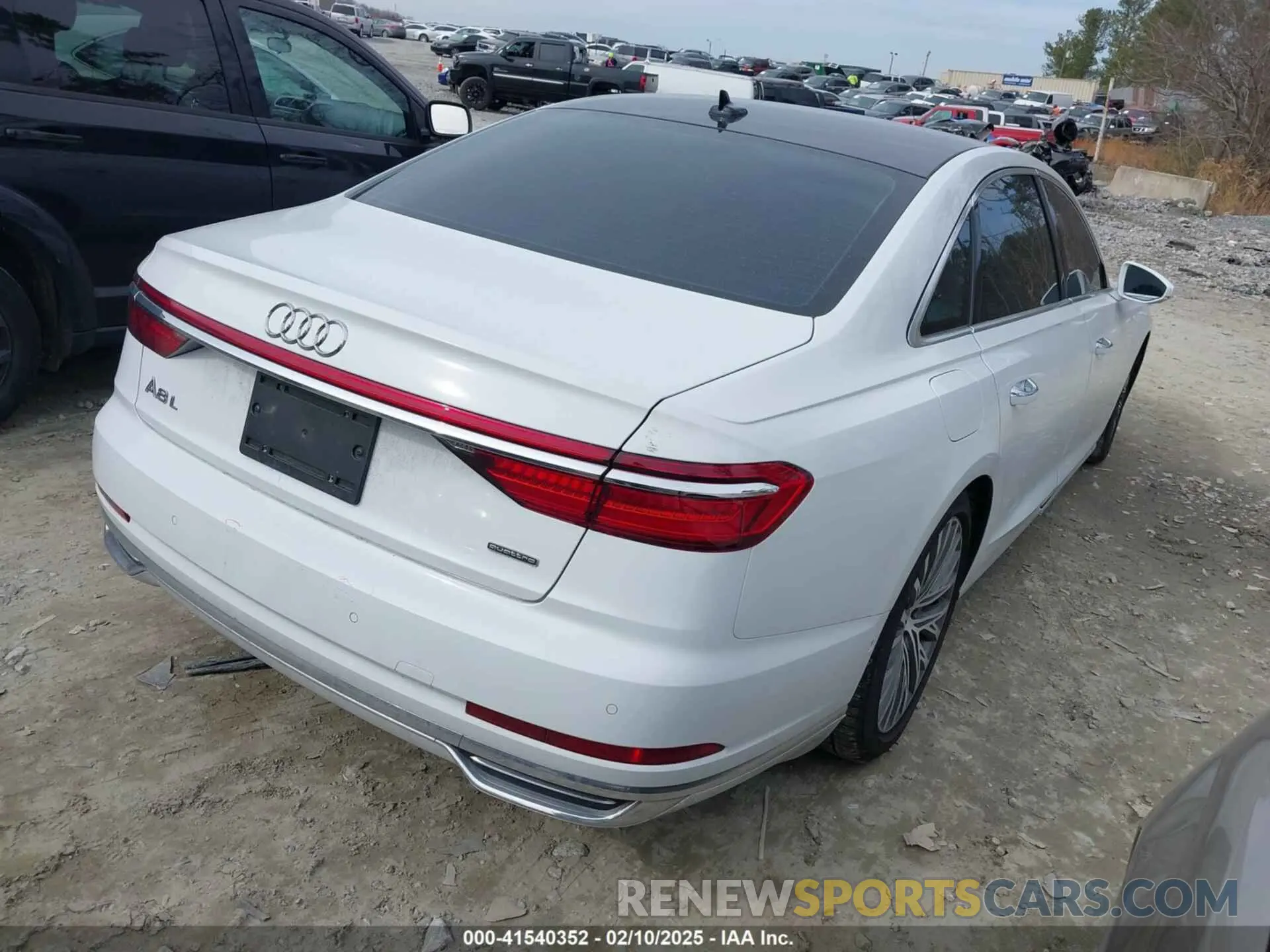 4 Photograph of a damaged car WAU8DAF83KN007358 AUDI A8 L 2019