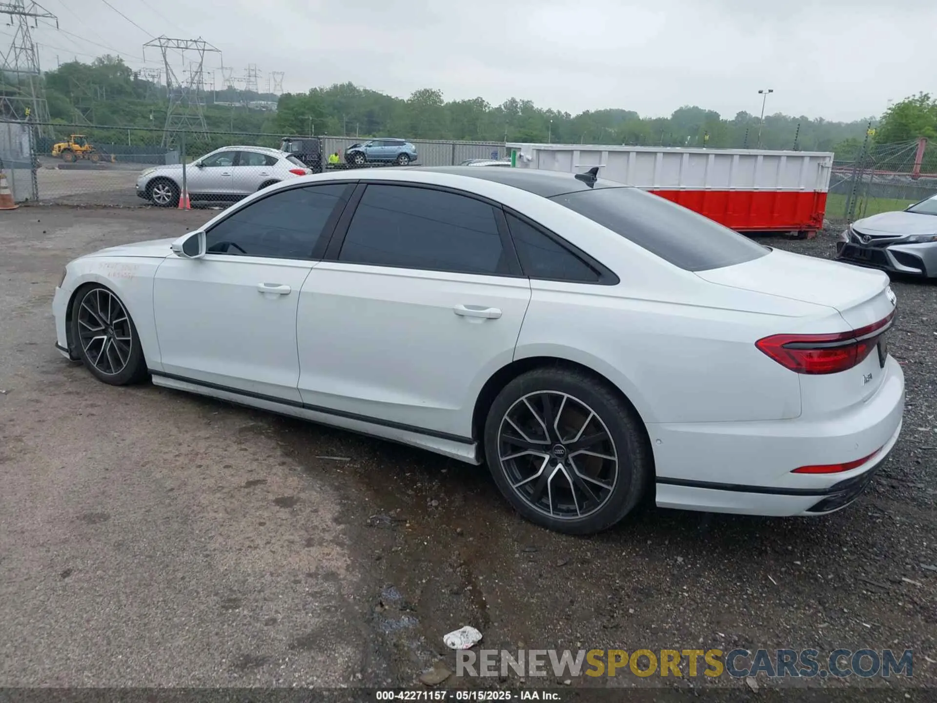 3 Photograph of a damaged car WAU8EAF84LN004533 AUDI A8 L 2020