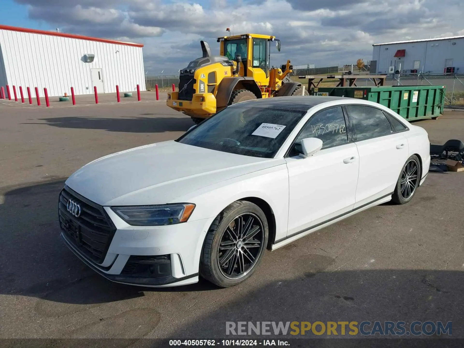 2 Photograph of a damaged car WAU8EAF89LN005323 AUDI A8 L 2020