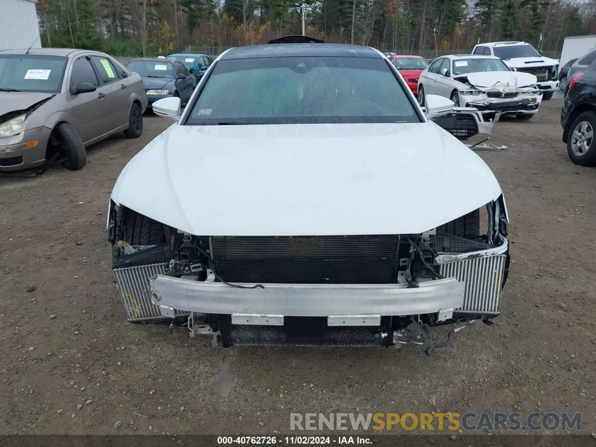 13 Photograph of a damaged car WAU8DAF80MN025433 AUDI A8 L 2021