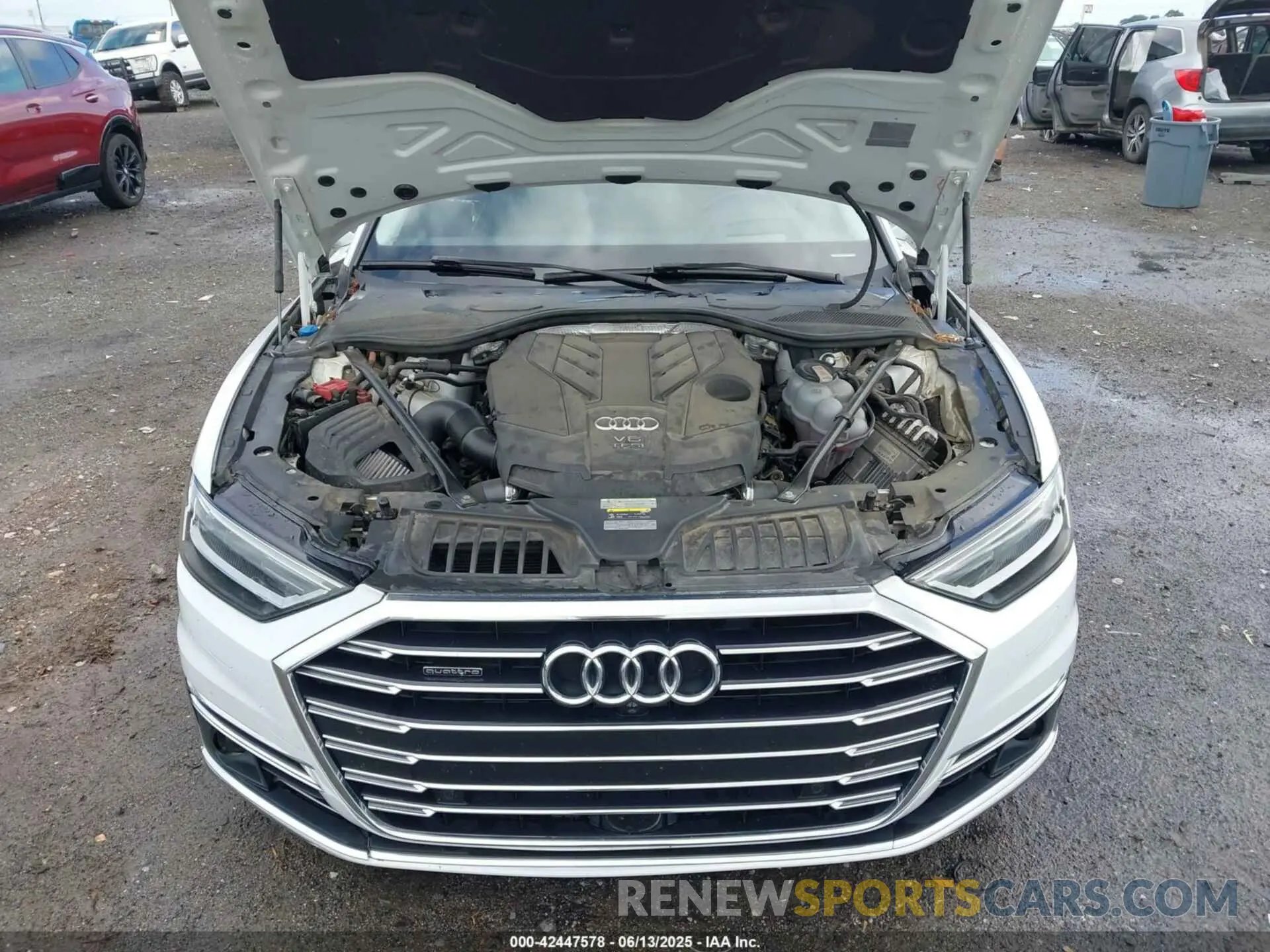 10 Photograph of a damaged car WAU8DAF86MN015358 AUDI A8 L 2021