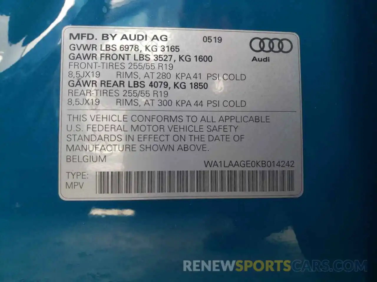 10 Photograph of a damaged car WA1LAAGE0KB014242 AUDI E-TRON 2019