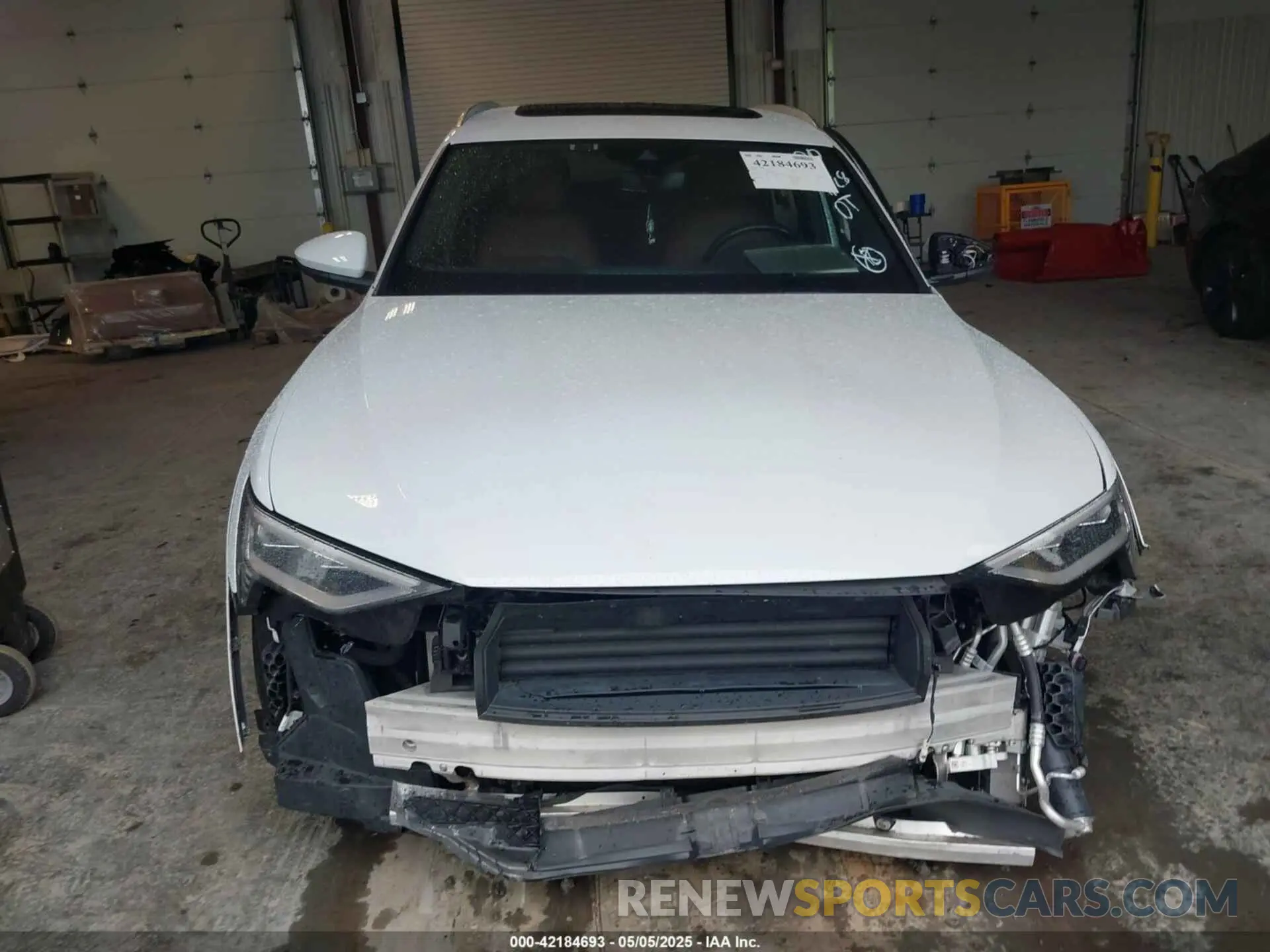 12 Photograph of a damaged car WA1LAAGE4KB023803 AUDI E-TRON 2019