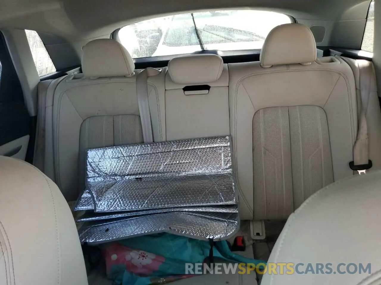 10 Photograph of a damaged car WA1LAAGE8KB012593 AUDI E-TRON 2019