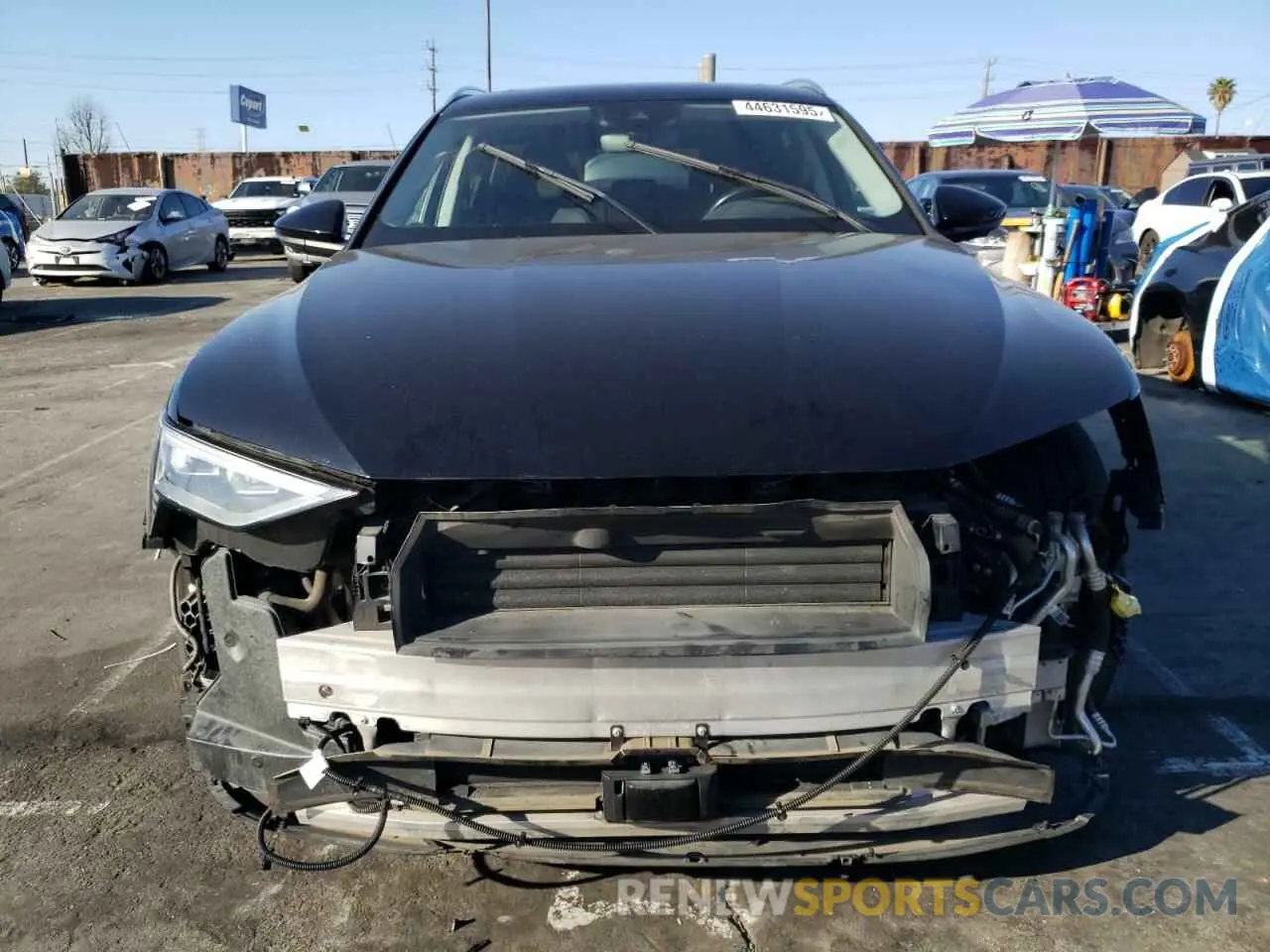 5 Photograph of a damaged car WA1LAAGEXKB011980 AUDI E-TRON 2019