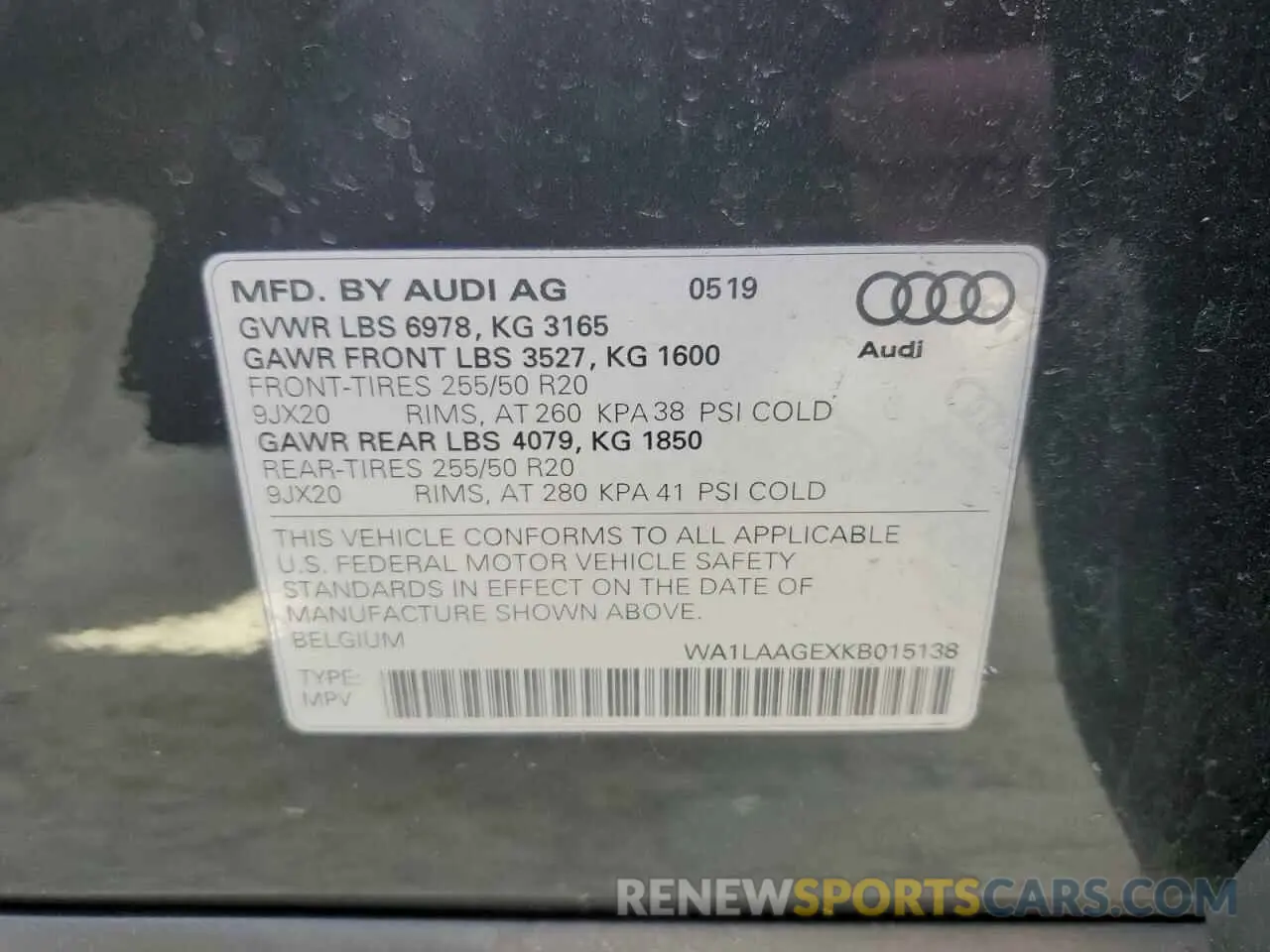 14 Photograph of a damaged car WA1LAAGEXKB015138 AUDI E-TRON 2019