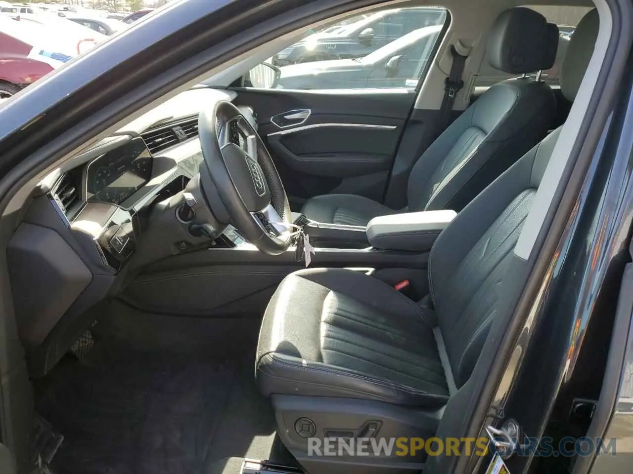 7 Photograph of a damaged car WA1LAAGEXKB015138 AUDI E-TRON 2019