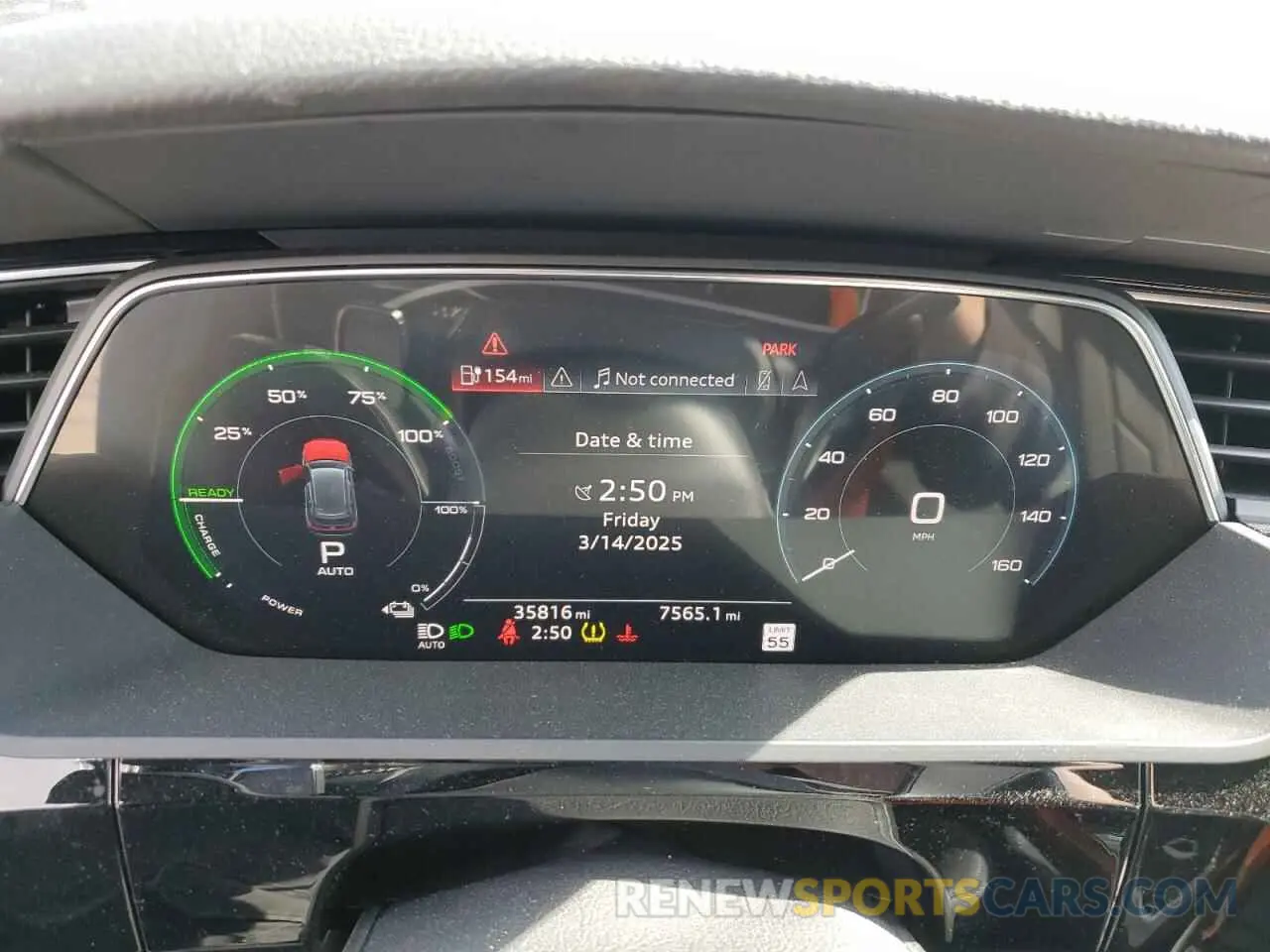 9 Photograph of a damaged car WA1LAAGEXKB015138 AUDI E-TRON 2019