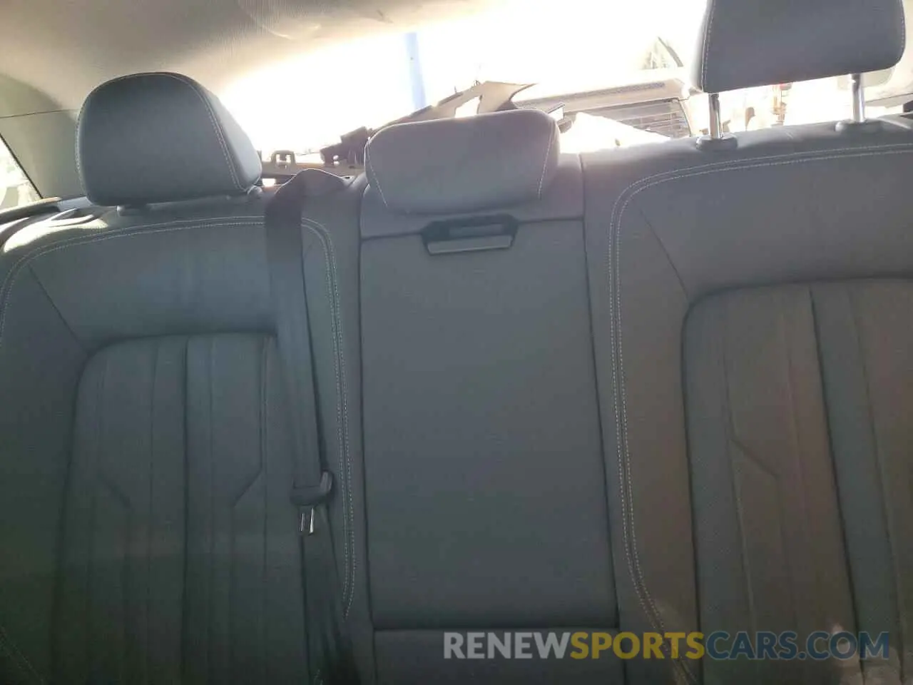 10 Photograph of a damaged car WA1LABGE0KB016191 AUDI E-TRON 2019