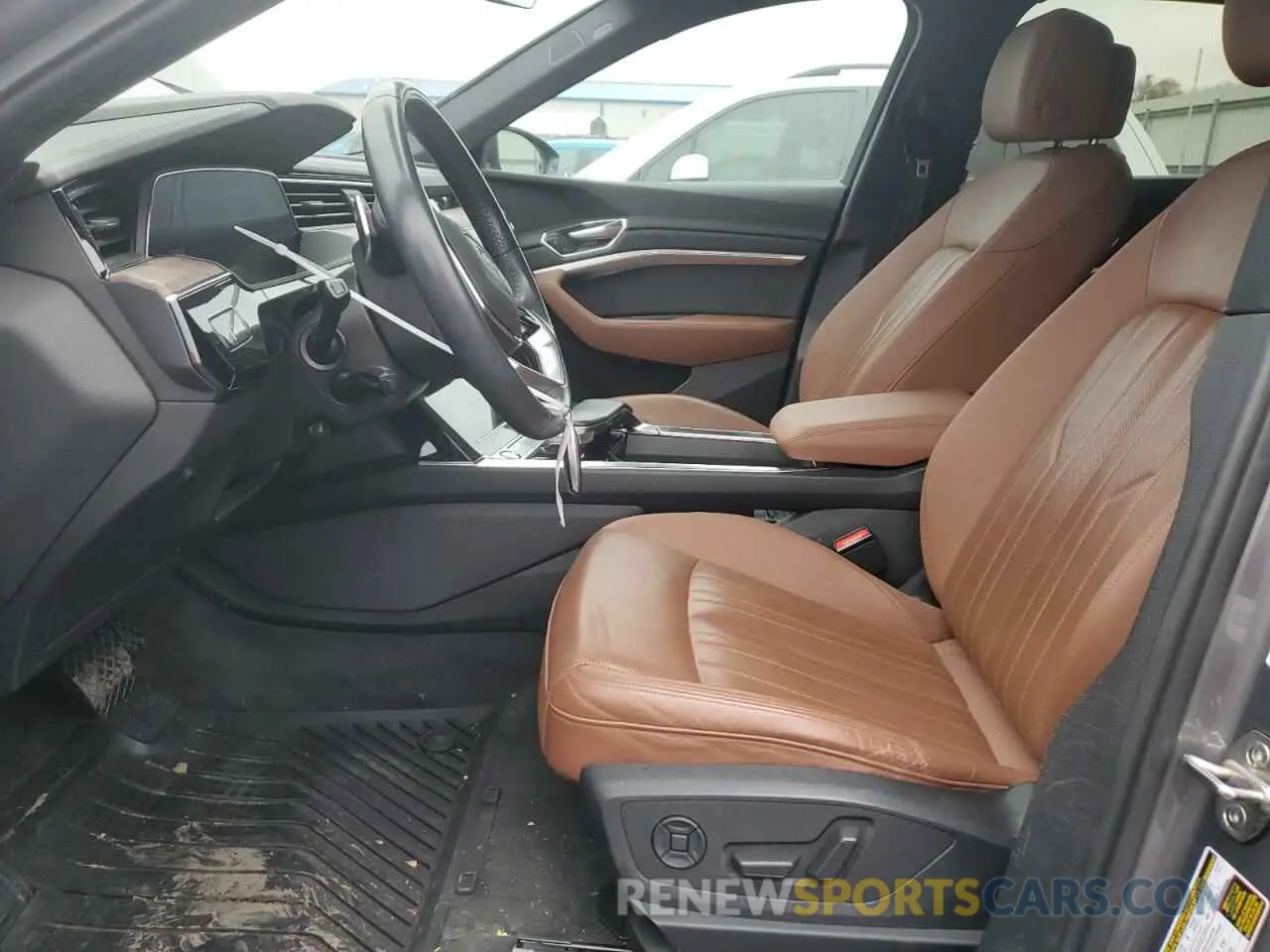 7 Photograph of a damaged car WA1LABGE4KB022253 AUDI E-TRON 2019