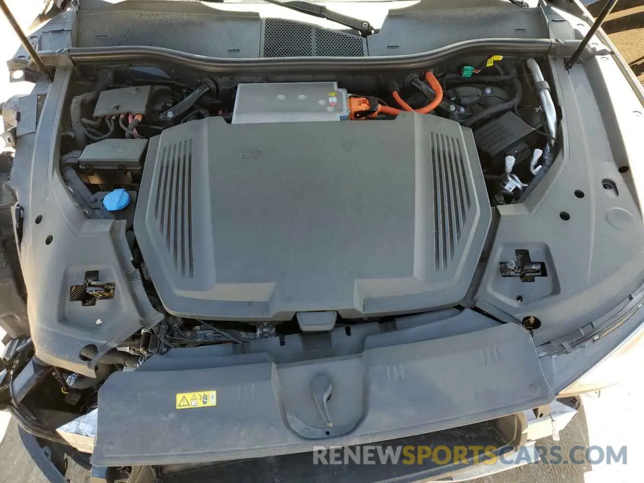 13 Photograph of a damaged car WA1LABGE6KB014901 AUDI E-TRON 2019