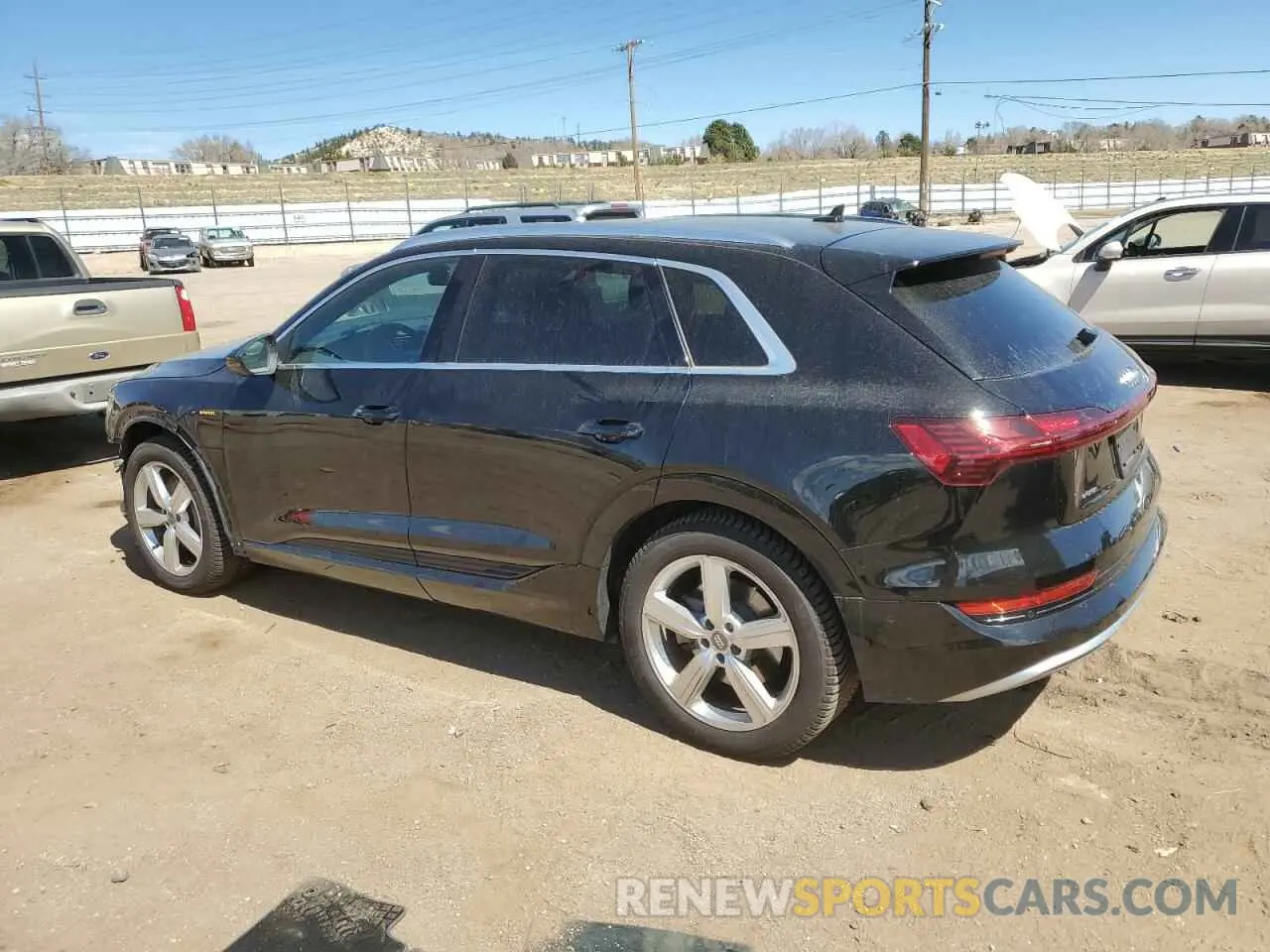 2 Photograph of a damaged car WA1LABGE6KB014901 AUDI E-TRON 2019
