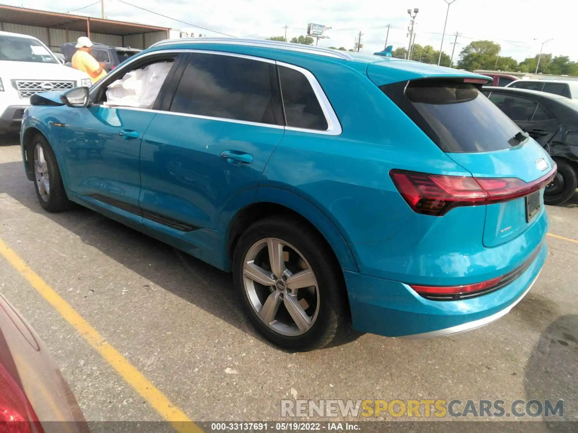 3 Photograph of a damaged car WA1LABGE6KB015482 AUDI E-TRON 2019