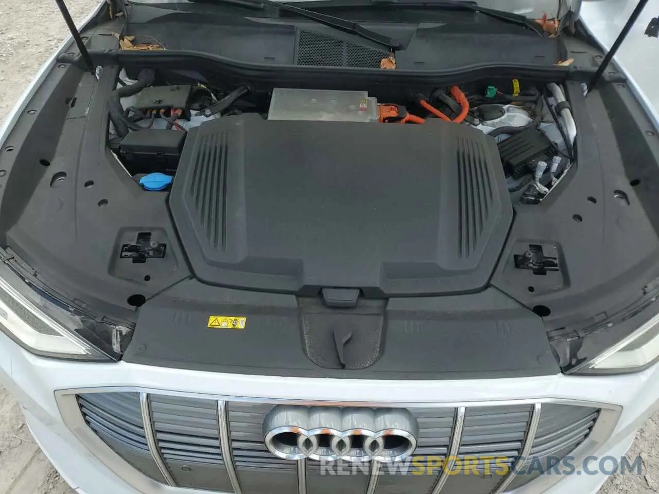 11 Photograph of a damaged car WA1VAAGE0KB013133 AUDI E-TRON 2019