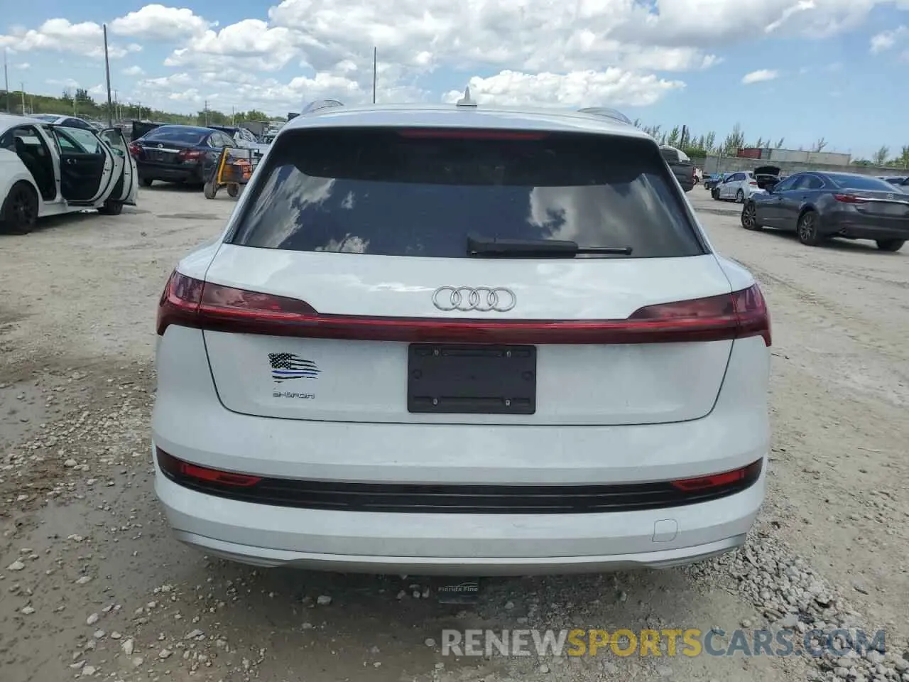 6 Photograph of a damaged car WA1VAAGE0KB013133 AUDI E-TRON 2019