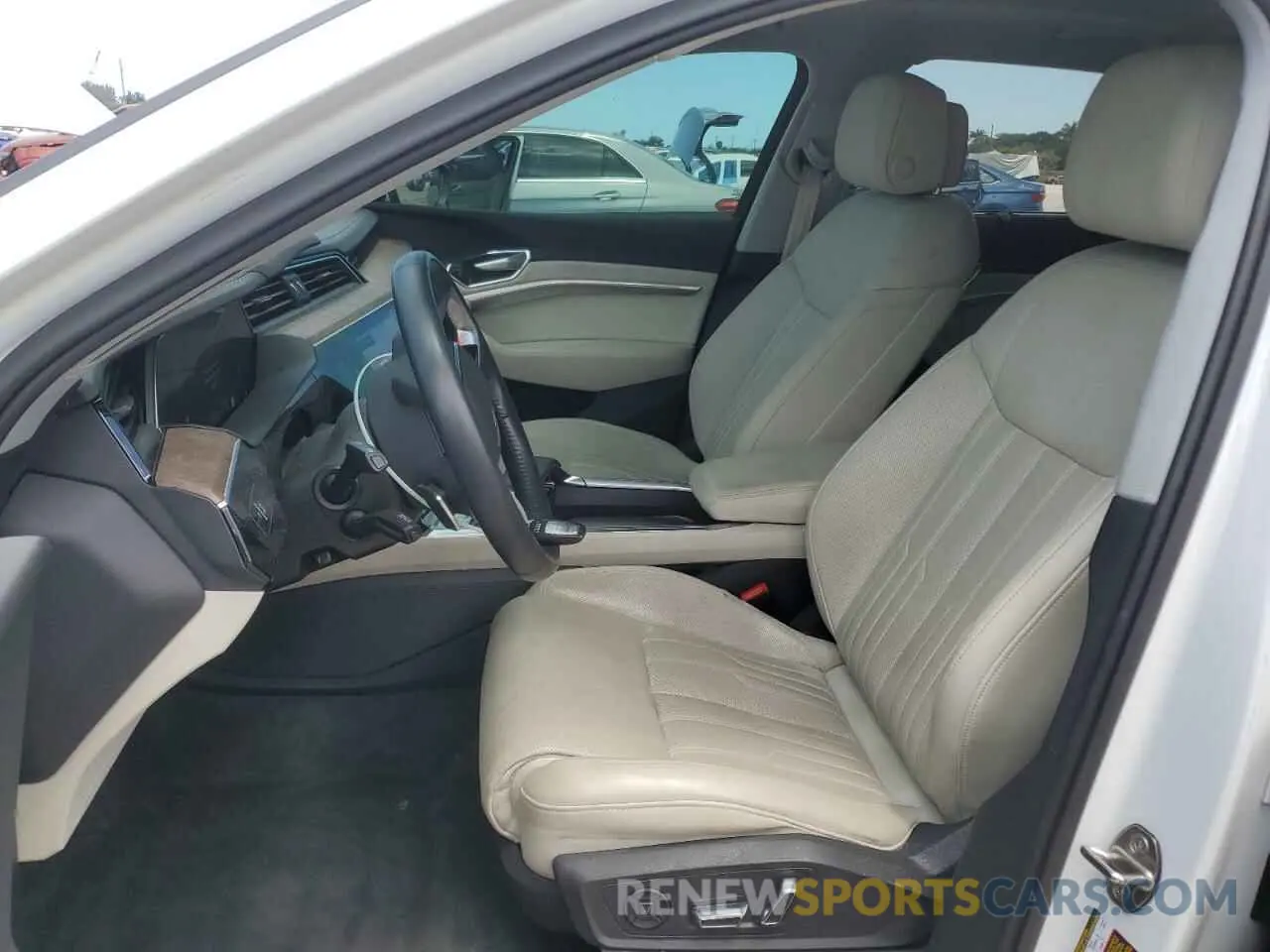 7 Photograph of a damaged car WA1VAAGE0KB013133 AUDI E-TRON 2019
