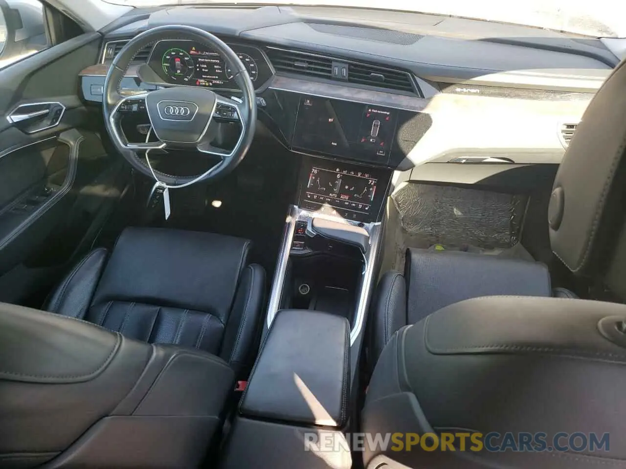 8 Photograph of a damaged car WA1VAAGE0KB021748 AUDI E-TRON 2019