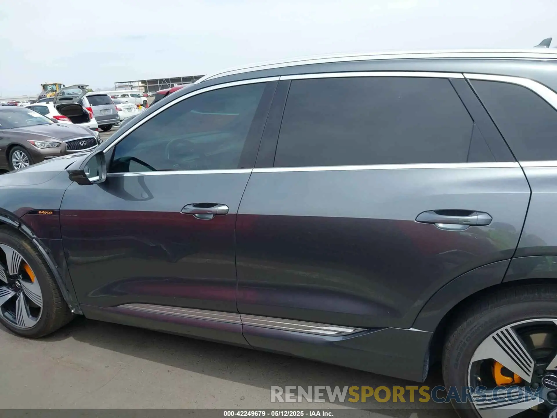 15 Photograph of a damaged car WA1VAAGE2KB008399 AUDI E-TRON 2019