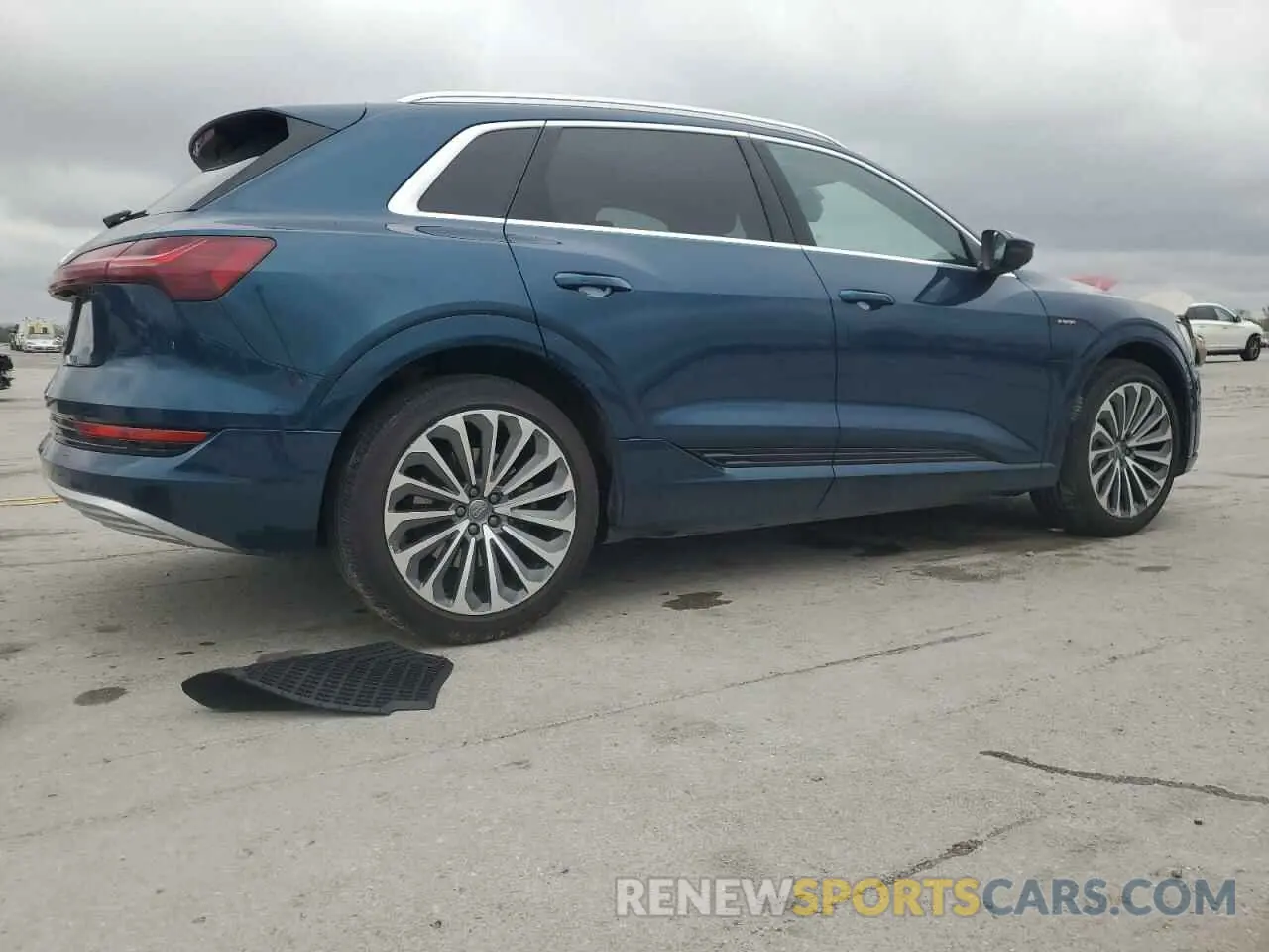 3 Photograph of a damaged car WA1VAAGE2KB025123 AUDI E-TRON 2019