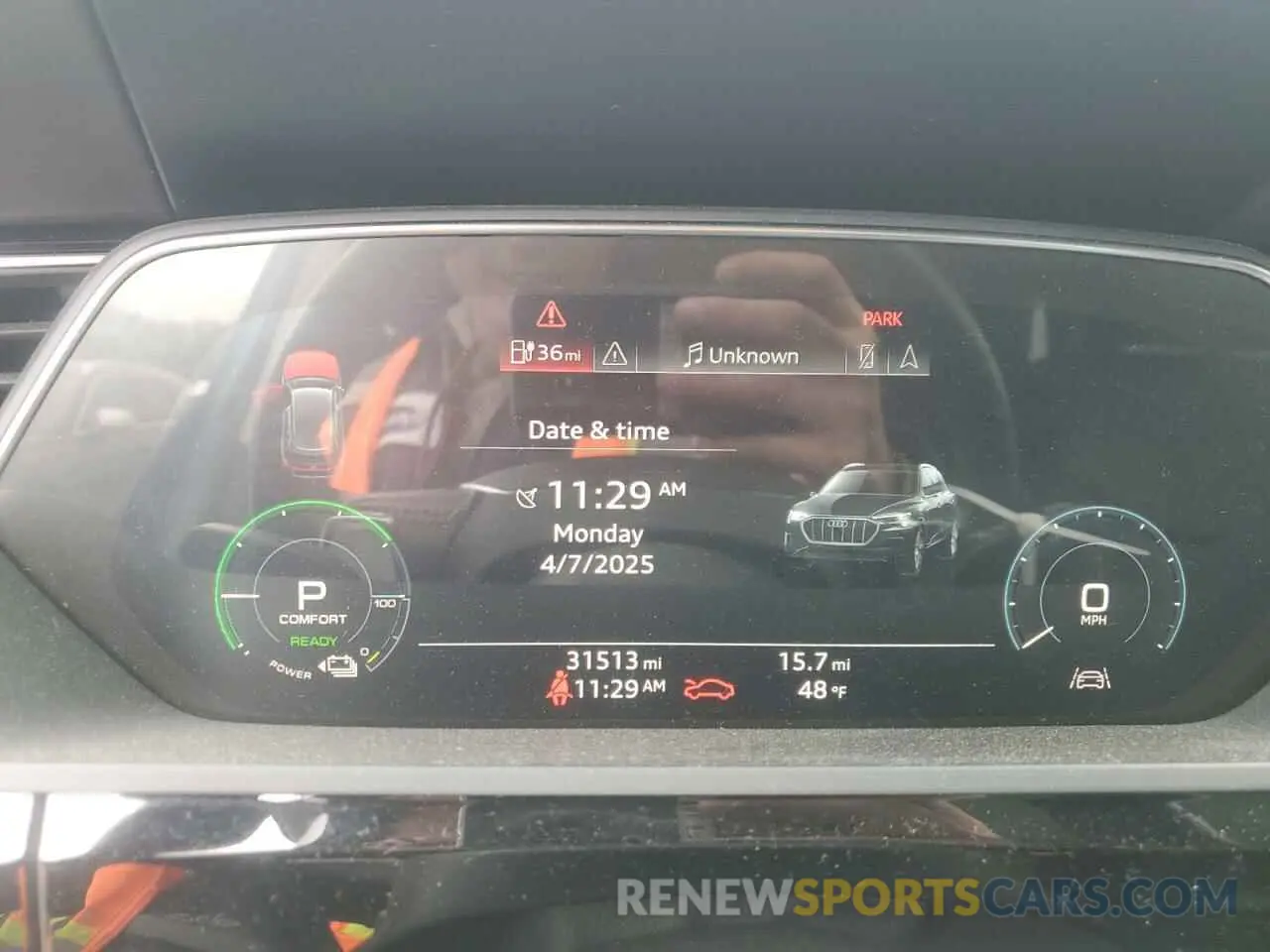 9 Photograph of a damaged car WA1VAAGE2KB025123 AUDI E-TRON 2019