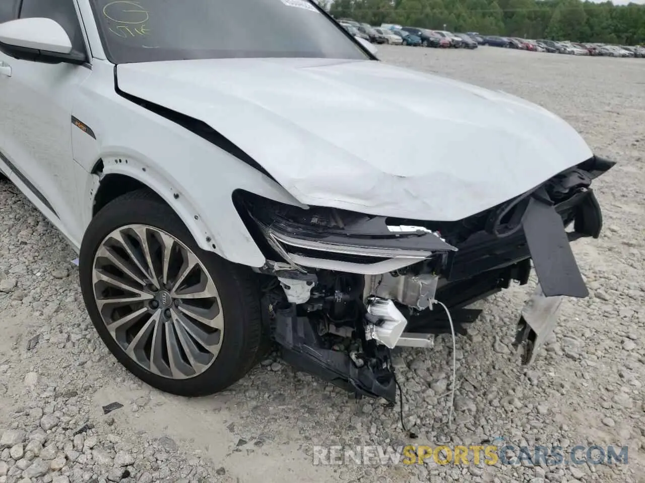 9 Photograph of a damaged car WA1VAAGE3KB022487 AUDI E-TRON 2019