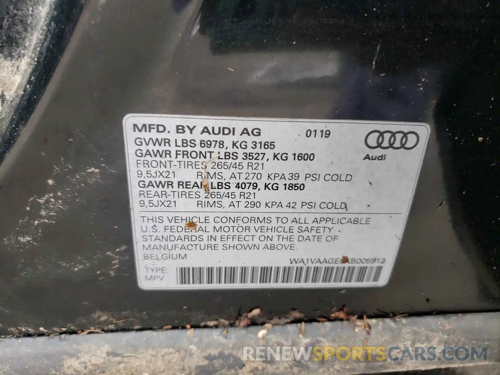 10 Photograph of a damaged car WA1VAAGE8KB005913 AUDI E-TRON 2019