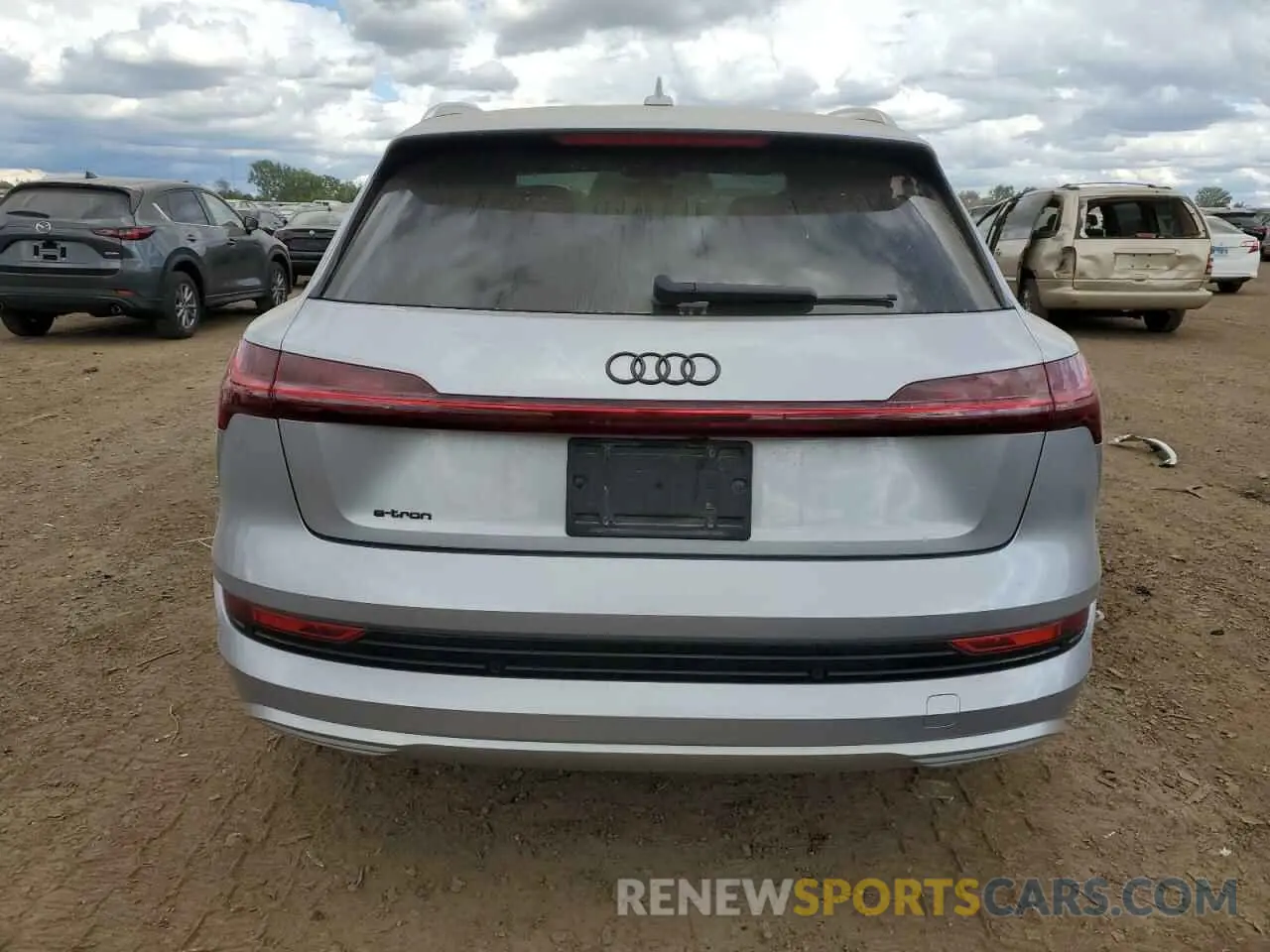 6 Photograph of a damaged car WA1VAAGEXKB024303 AUDI E-TRON 2019