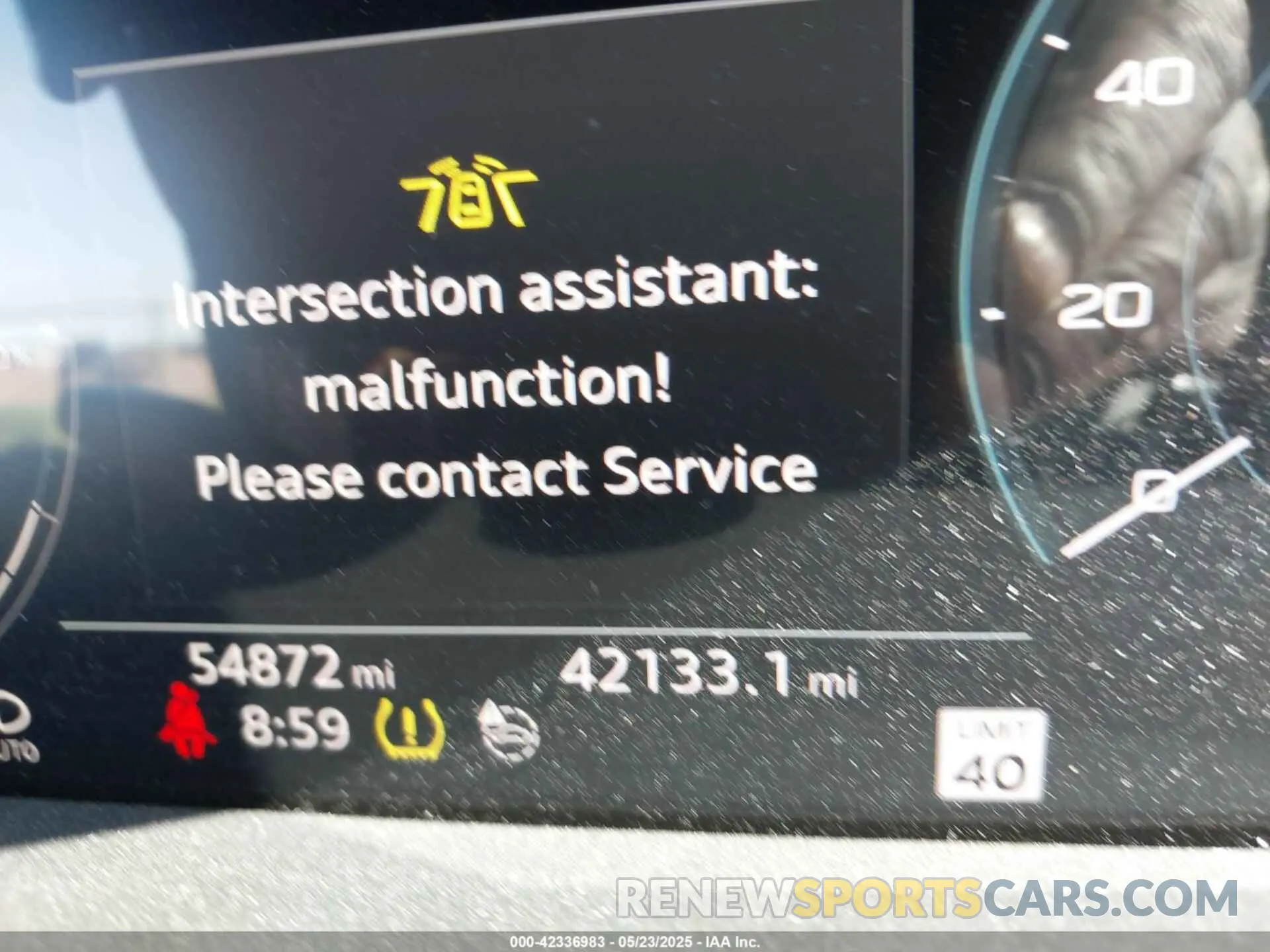 7 Photograph of a damaged car WA1VABGE0KB009718 AUDI E-TRON 2019