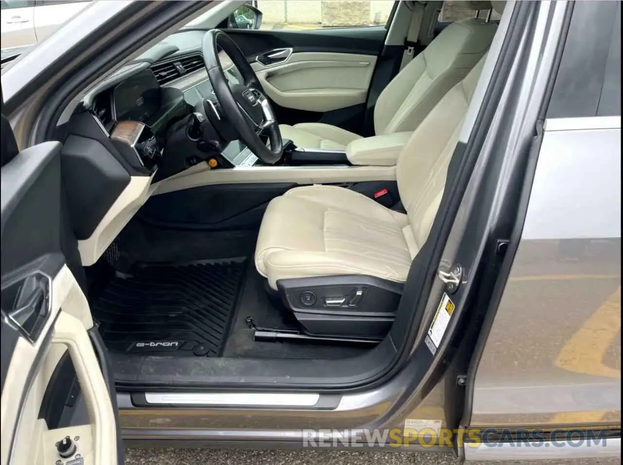 5 Photograph of a damaged car WA1VABGE0KB011XXX AUDI E-TRON 2019