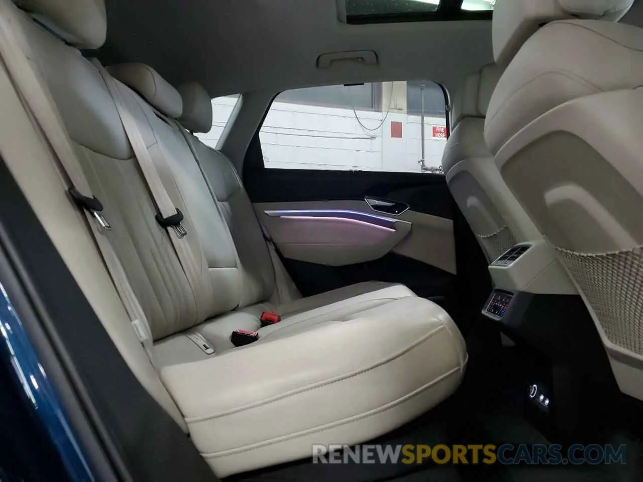 10 Photograph of a damaged car WA1VABGE2KB010143 AUDI E-TRON 2019