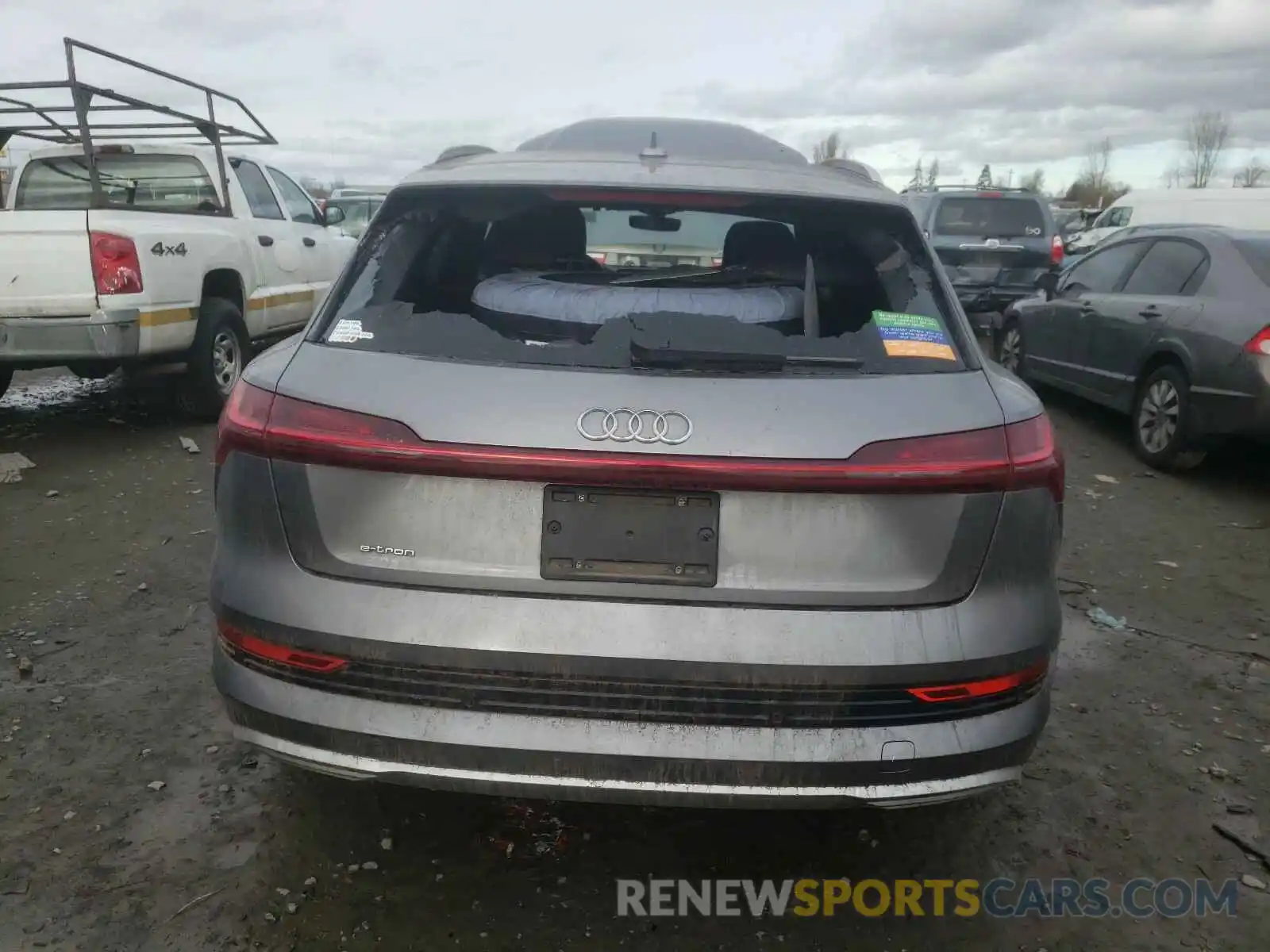 9 Photograph of a damaged car WA1VABGE2KB019070 AUDI E-TRON 2019