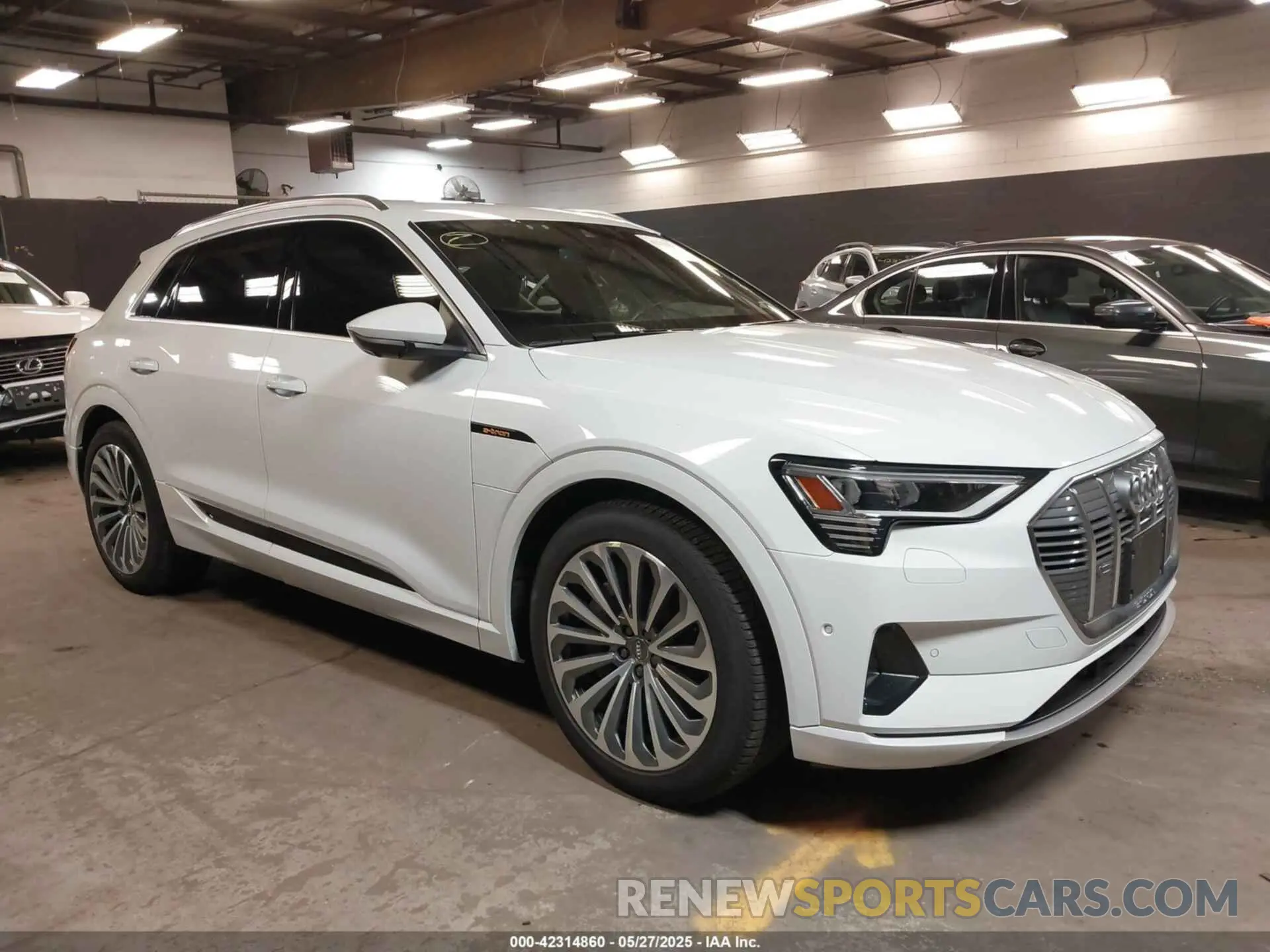 1 Photograph of a damaged car WA1VABGE3KB012371 AUDI E-TRON 2019