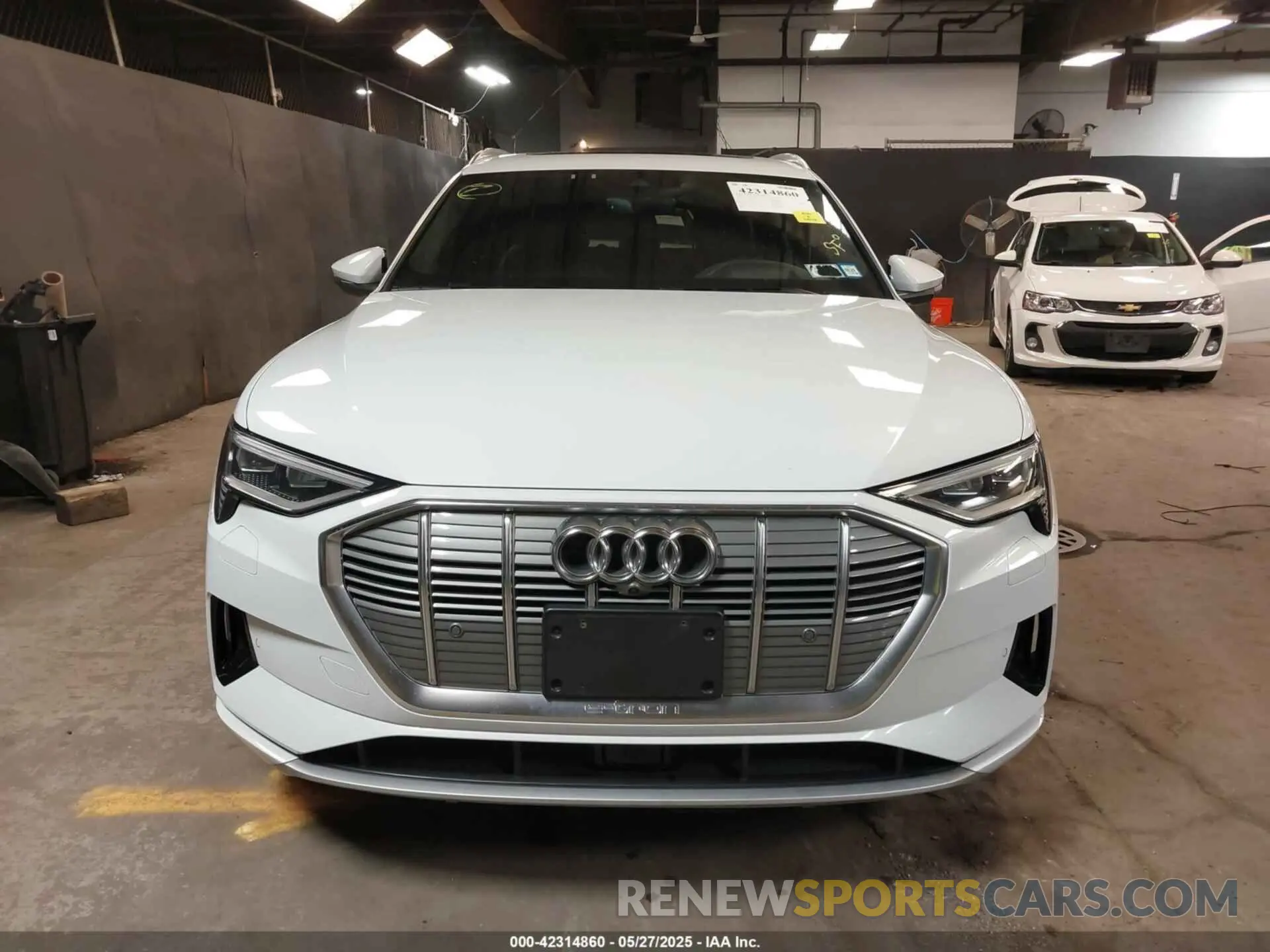 12 Photograph of a damaged car WA1VABGE3KB012371 AUDI E-TRON 2019