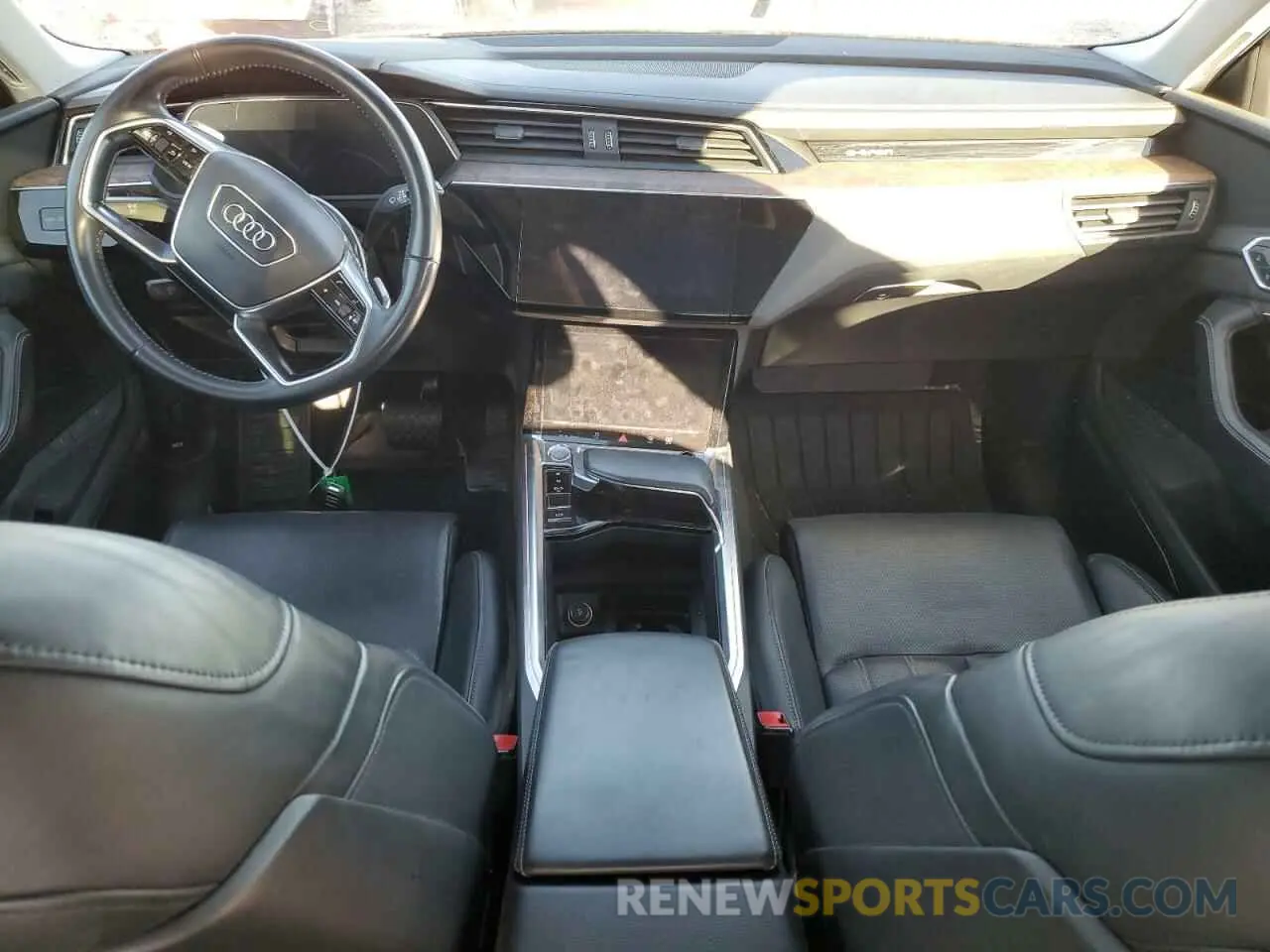 8 Photograph of a damaged car WA1VABGE3KB017294 AUDI E-TRON 2019