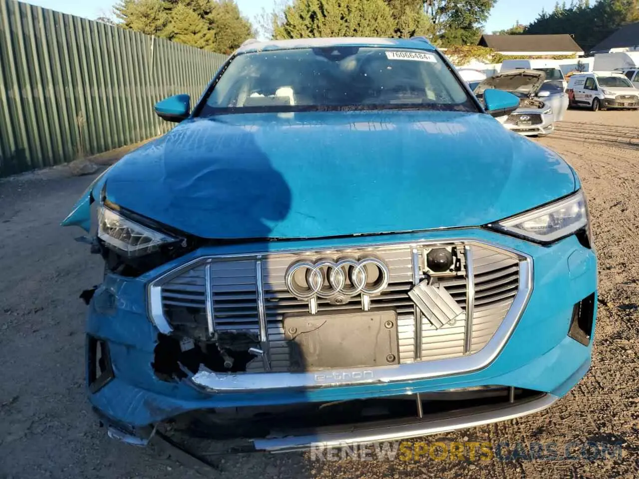 5 Photograph of a damaged car WA1VABGE5KB021931 AUDI E-TRON 2019
