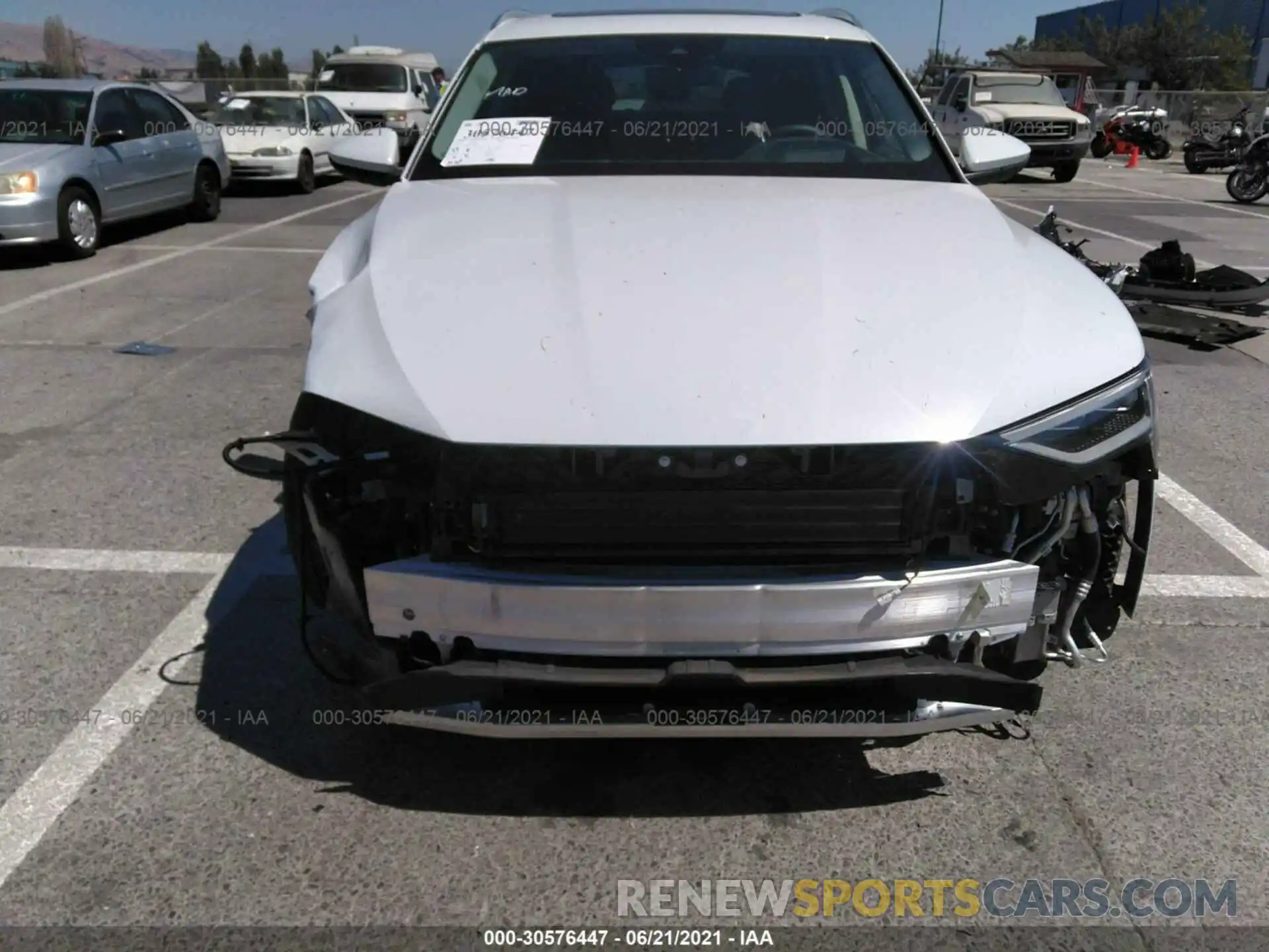 6 Photograph of a damaged car WA1VABGE5KB024215 AUDI E-TRON 2019