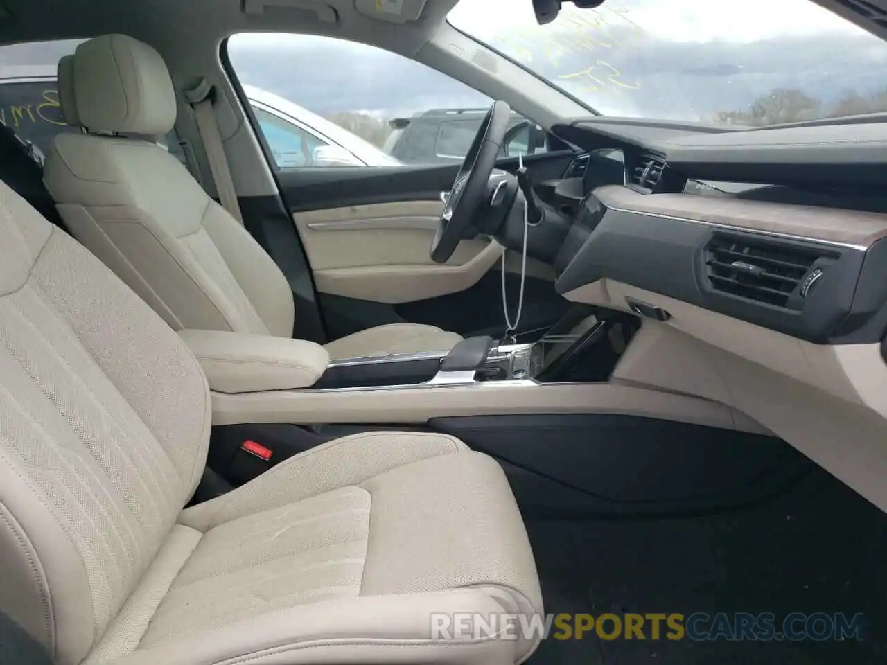 5 Photograph of a damaged car WA1VABGE6KB009335 AUDI E-TRON 2019