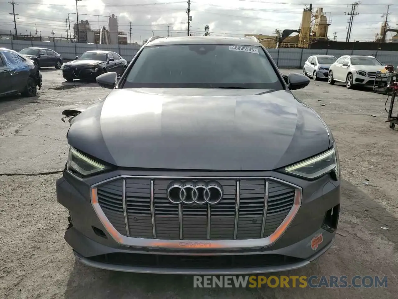 5 Photograph of a damaged car WA1VABGE6KB013000 AUDI E-TRON 2019