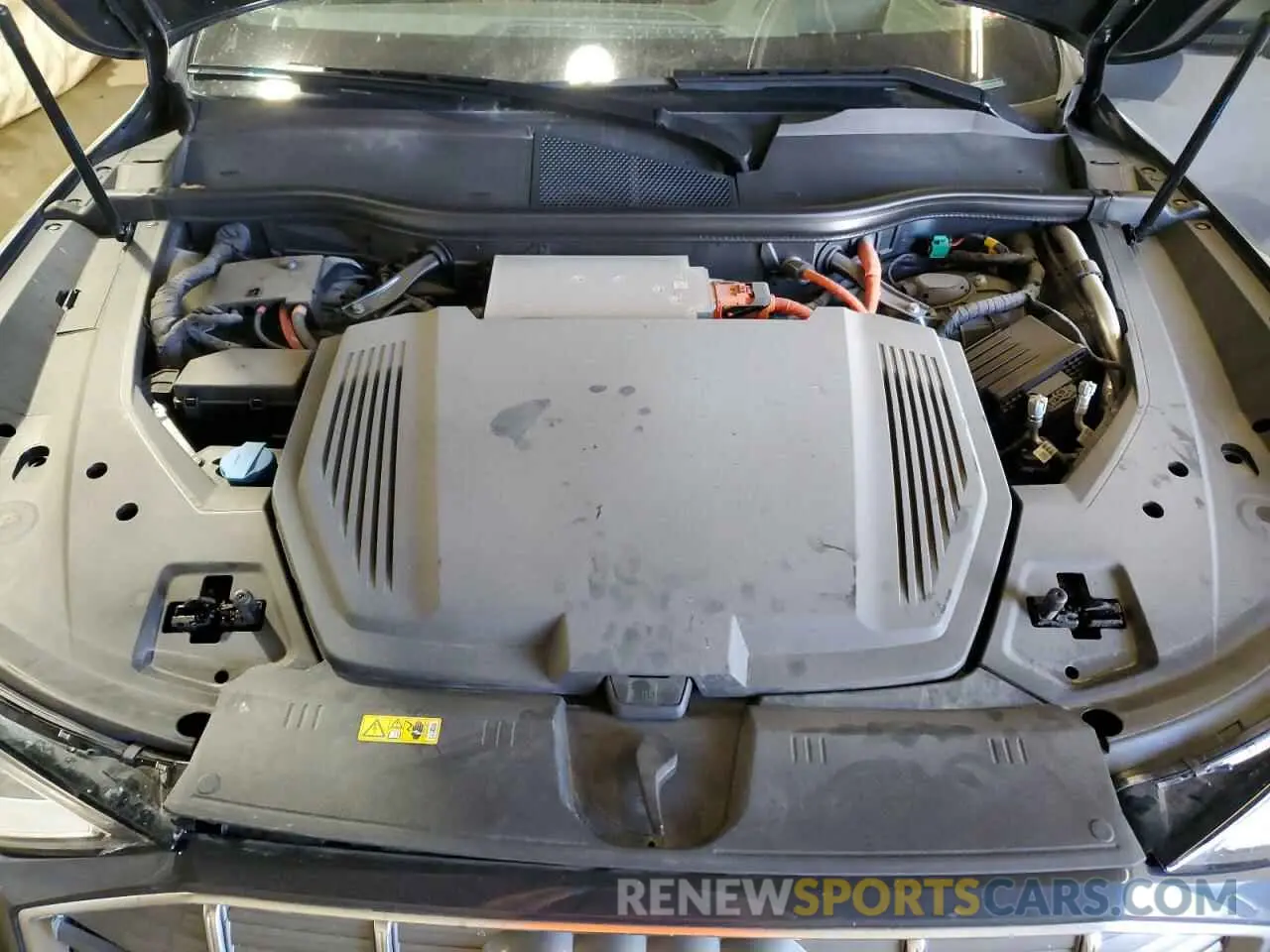 12 Photograph of a damaged car WA1VABGE6KB021193 AUDI E-TRON 2019