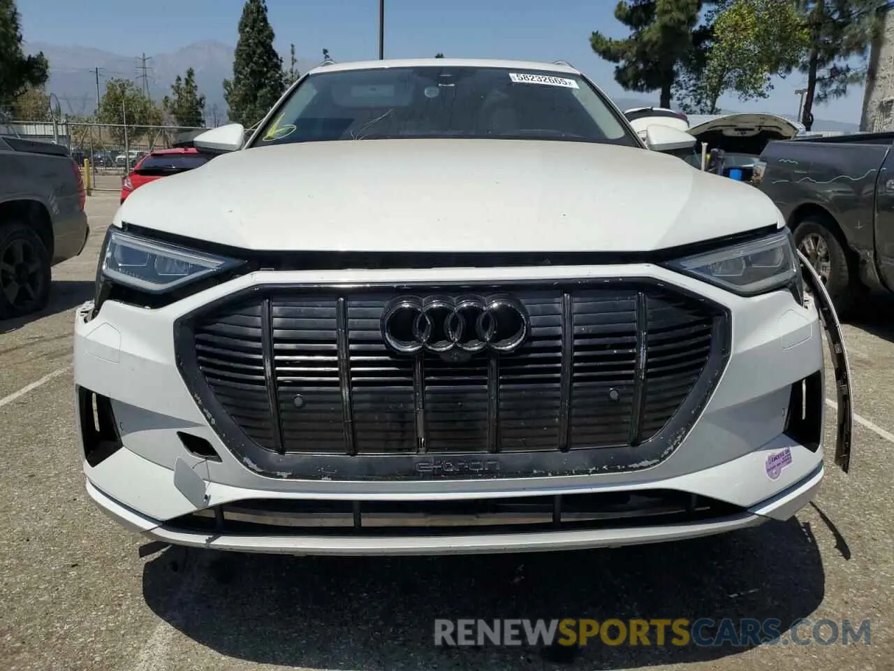 5 Photograph of a damaged car WA1VABGE8KB009661 AUDI E-TRON 2019