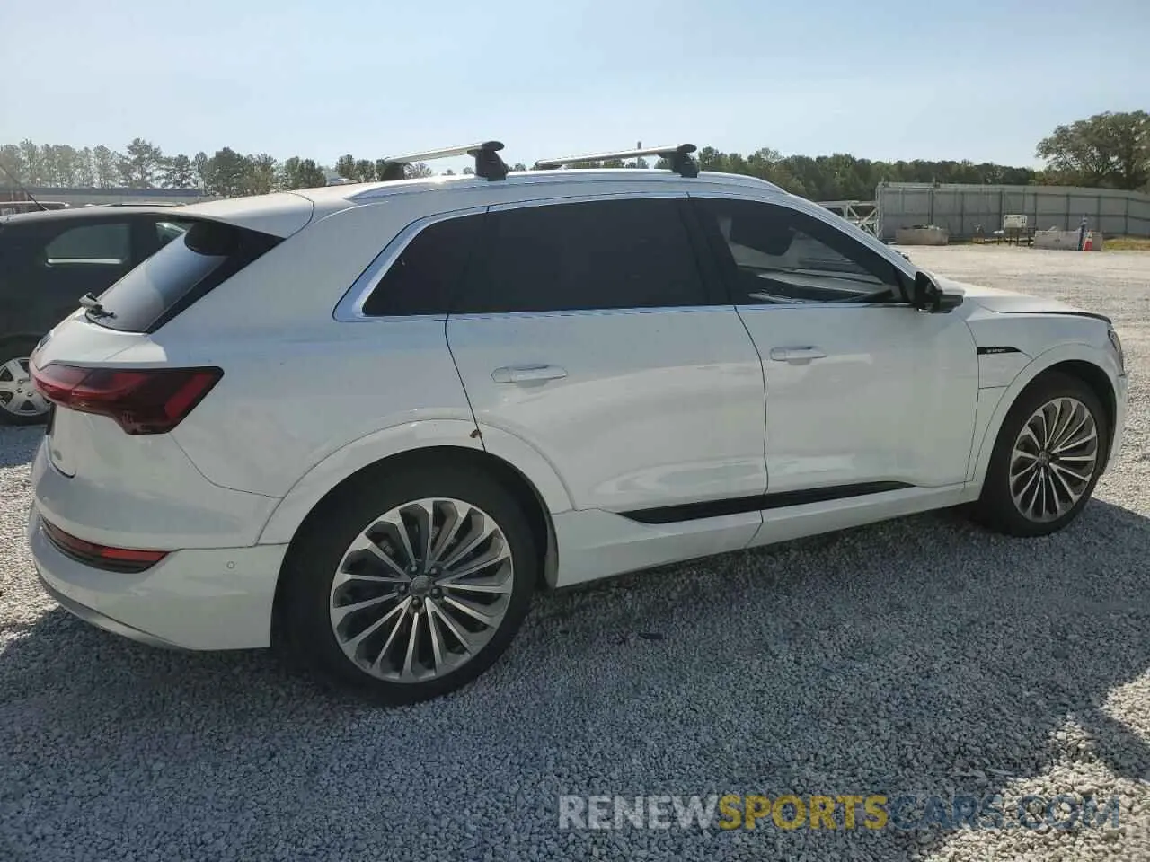 3 Photograph of a damaged car WA1VABGEXKB021715 AUDI E-TRON 2019
