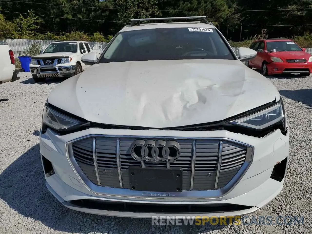 5 Photograph of a damaged car WA1VABGEXKB021715 AUDI E-TRON 2019